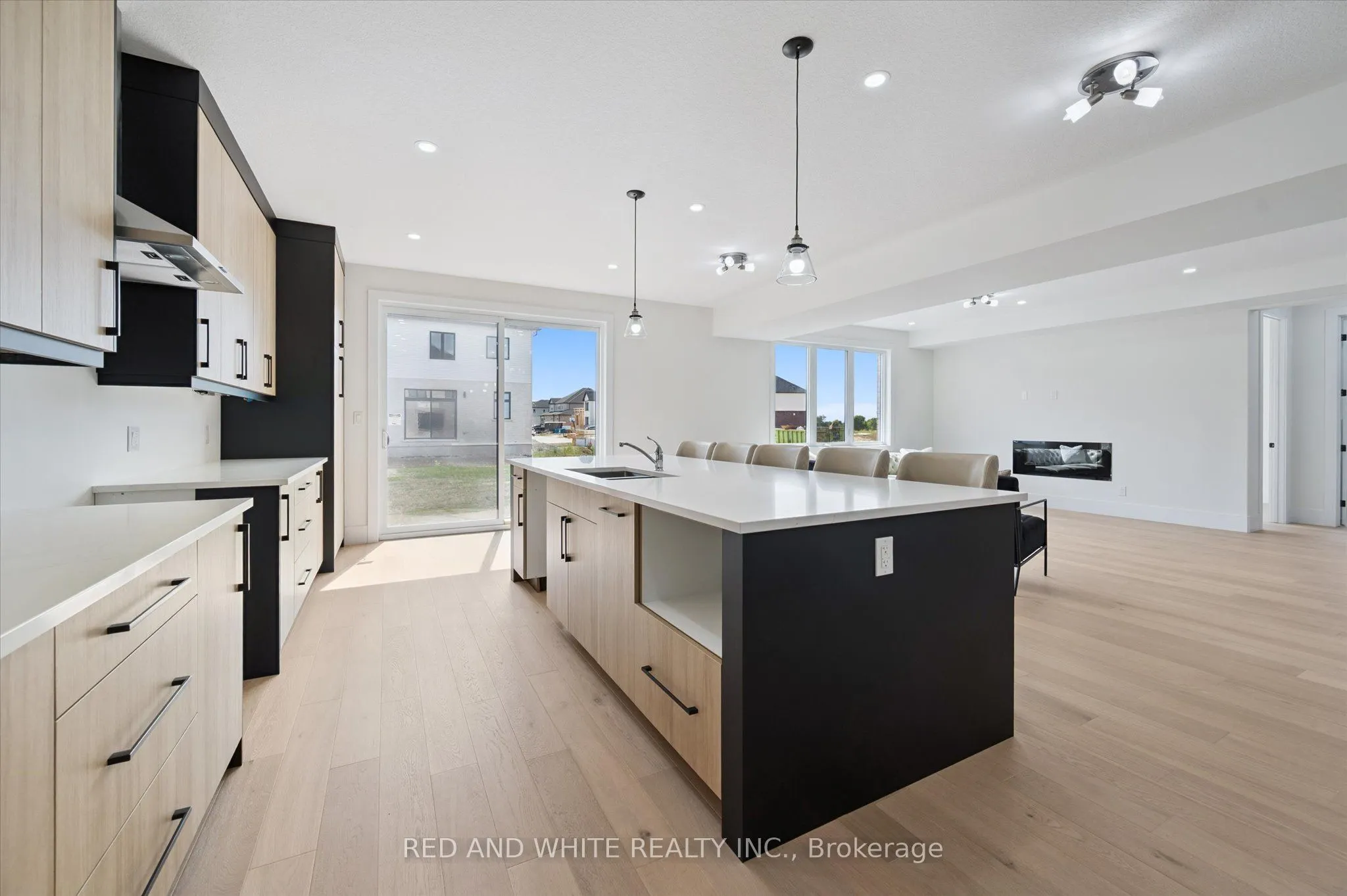 76 Sass Crescent