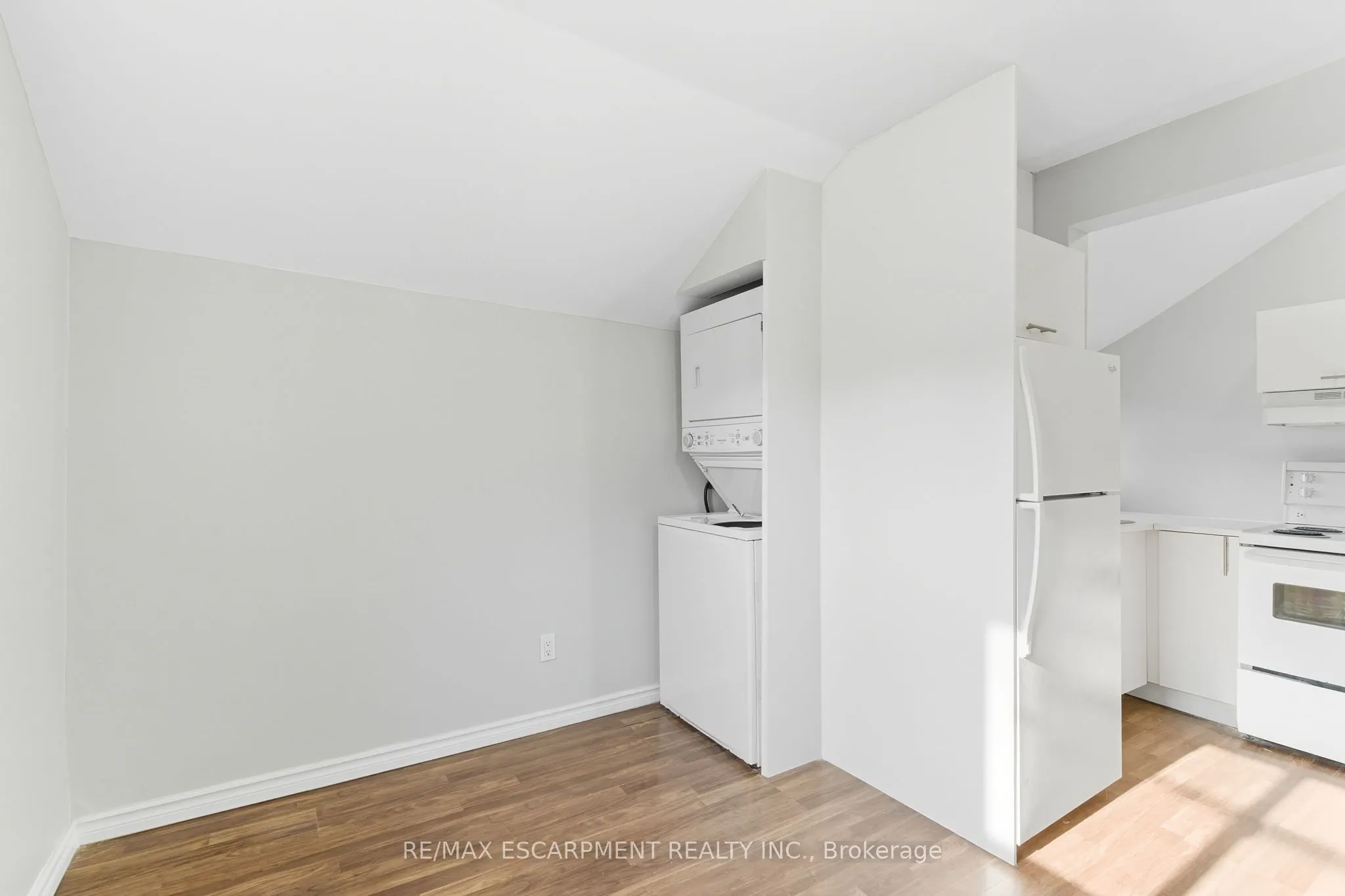 2 WINDSOR Street, #2