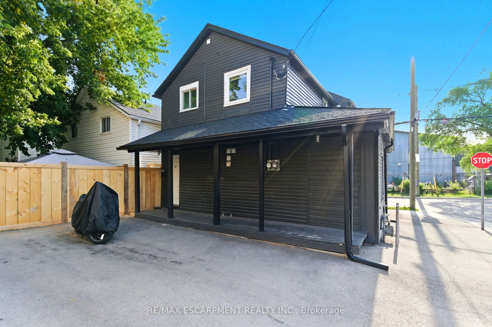 2 WINDSOR Street, #2