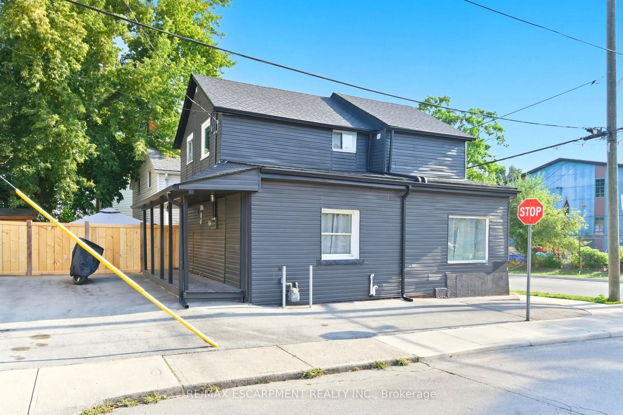 2 WINDSOR Street, #2