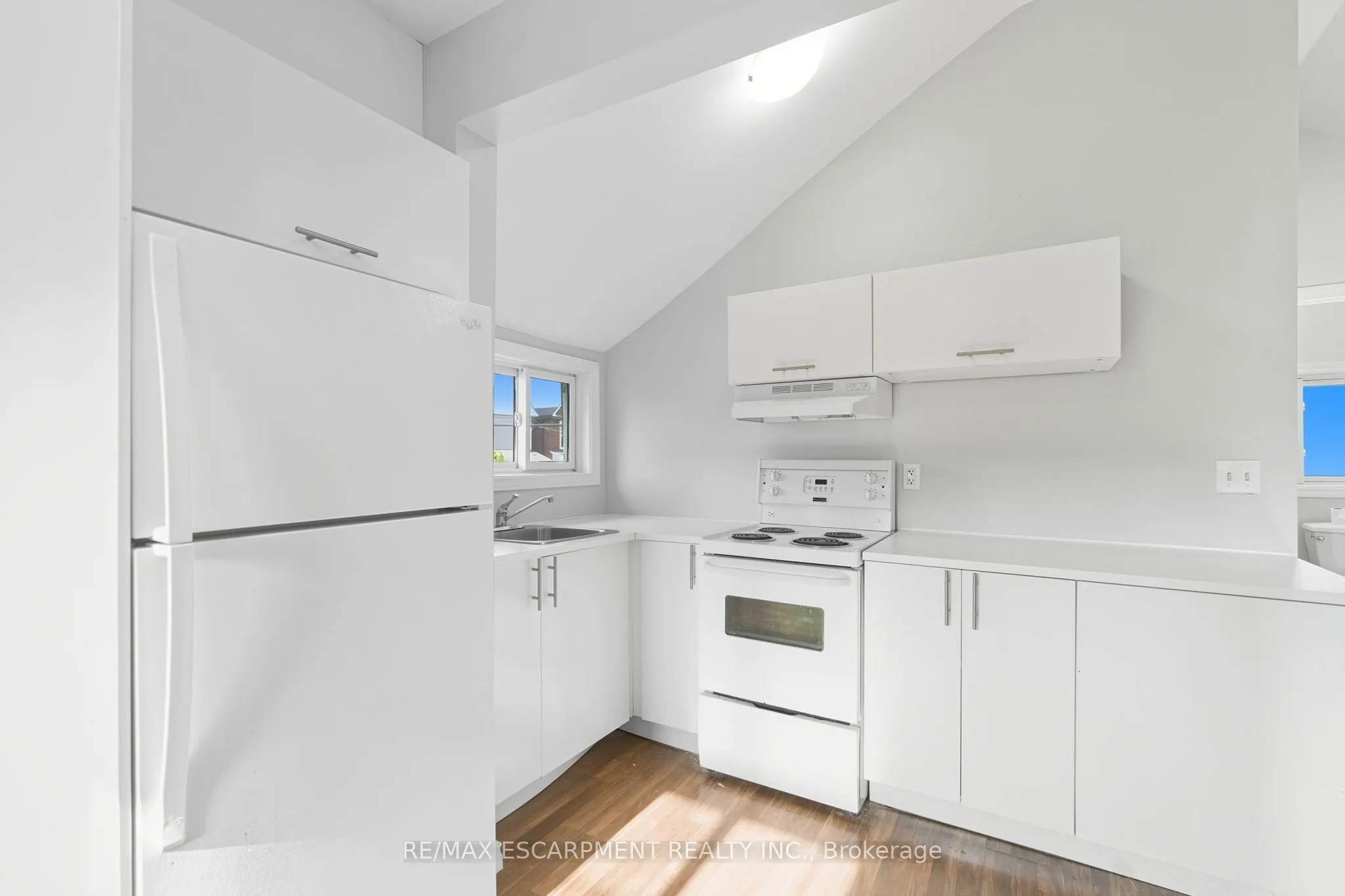 2 WINDSOR Street, #2