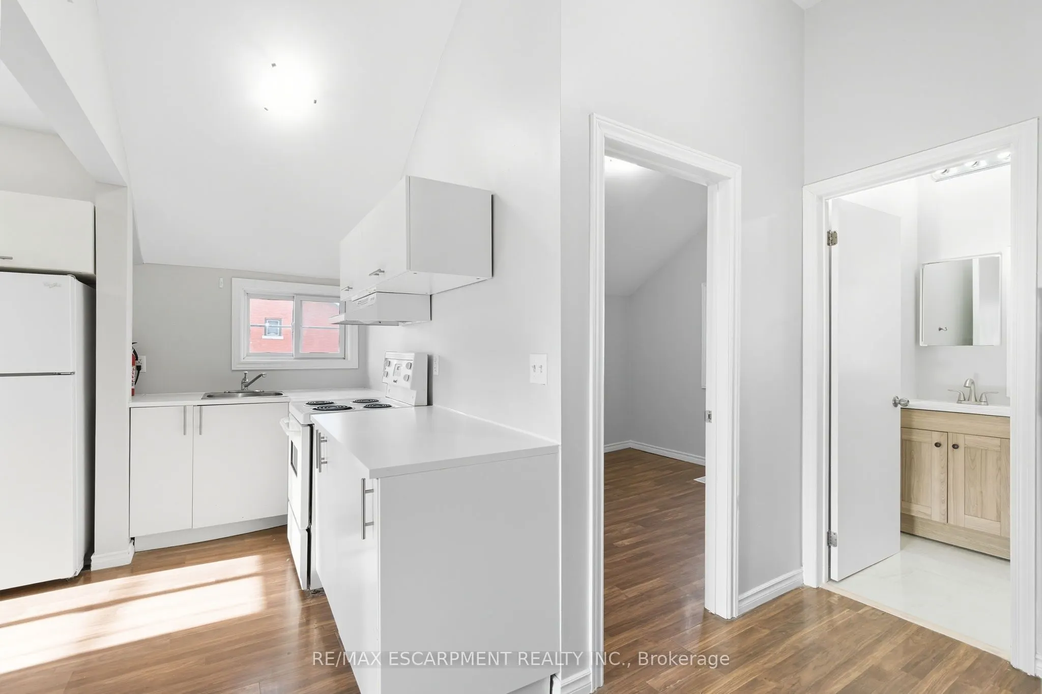 2 WINDSOR Street, #2