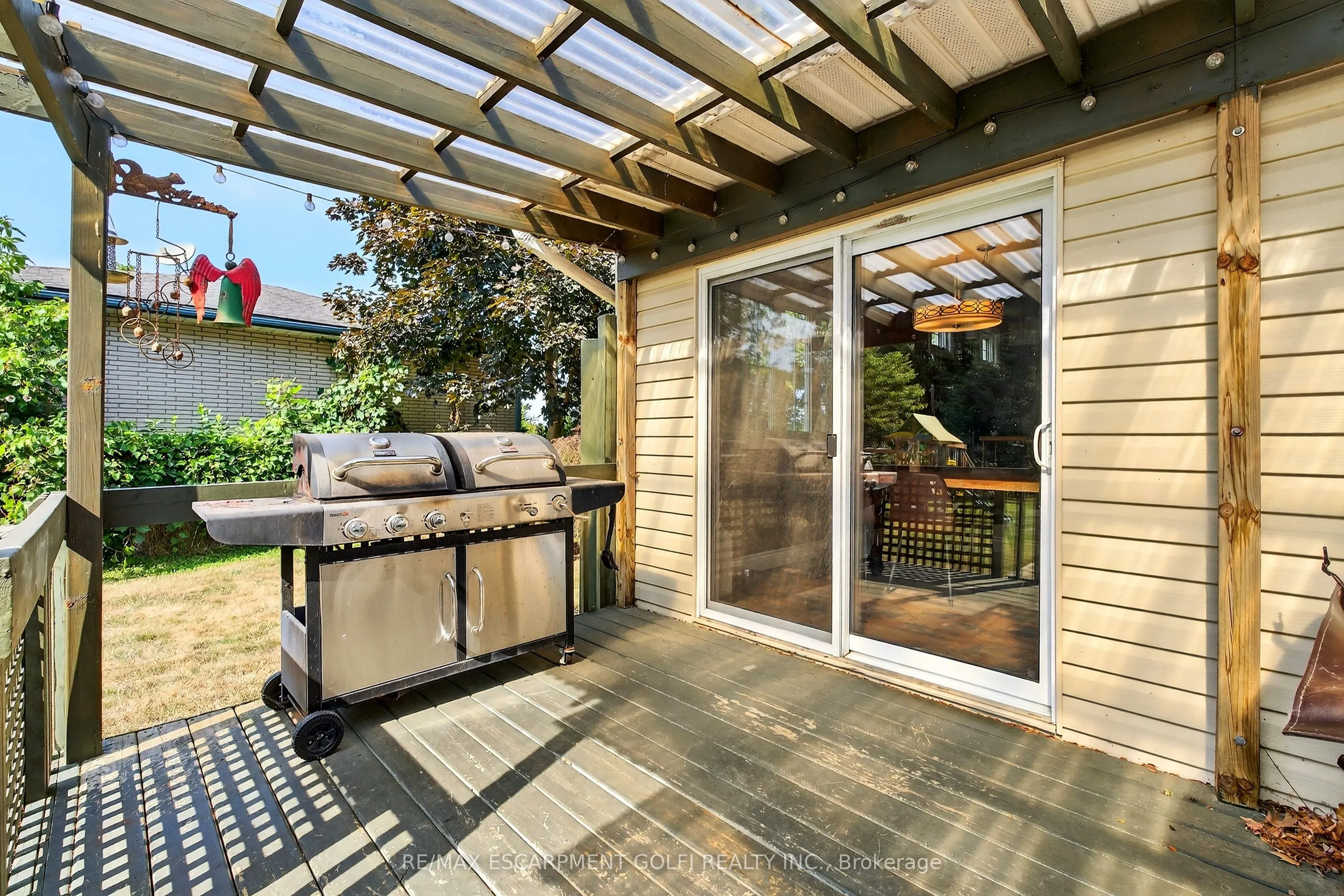 1671 Third Street Louth