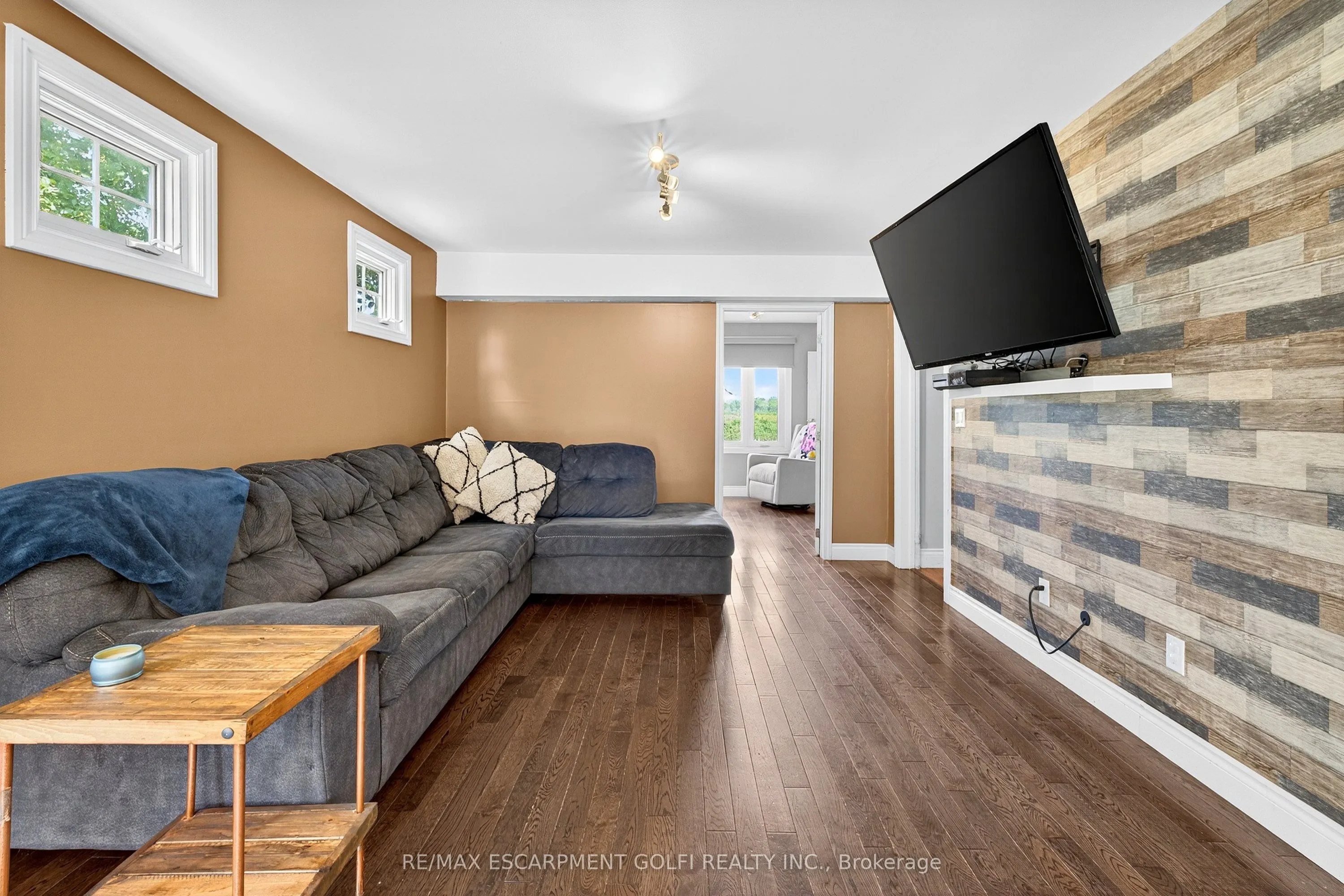 1671 Third Street Louth