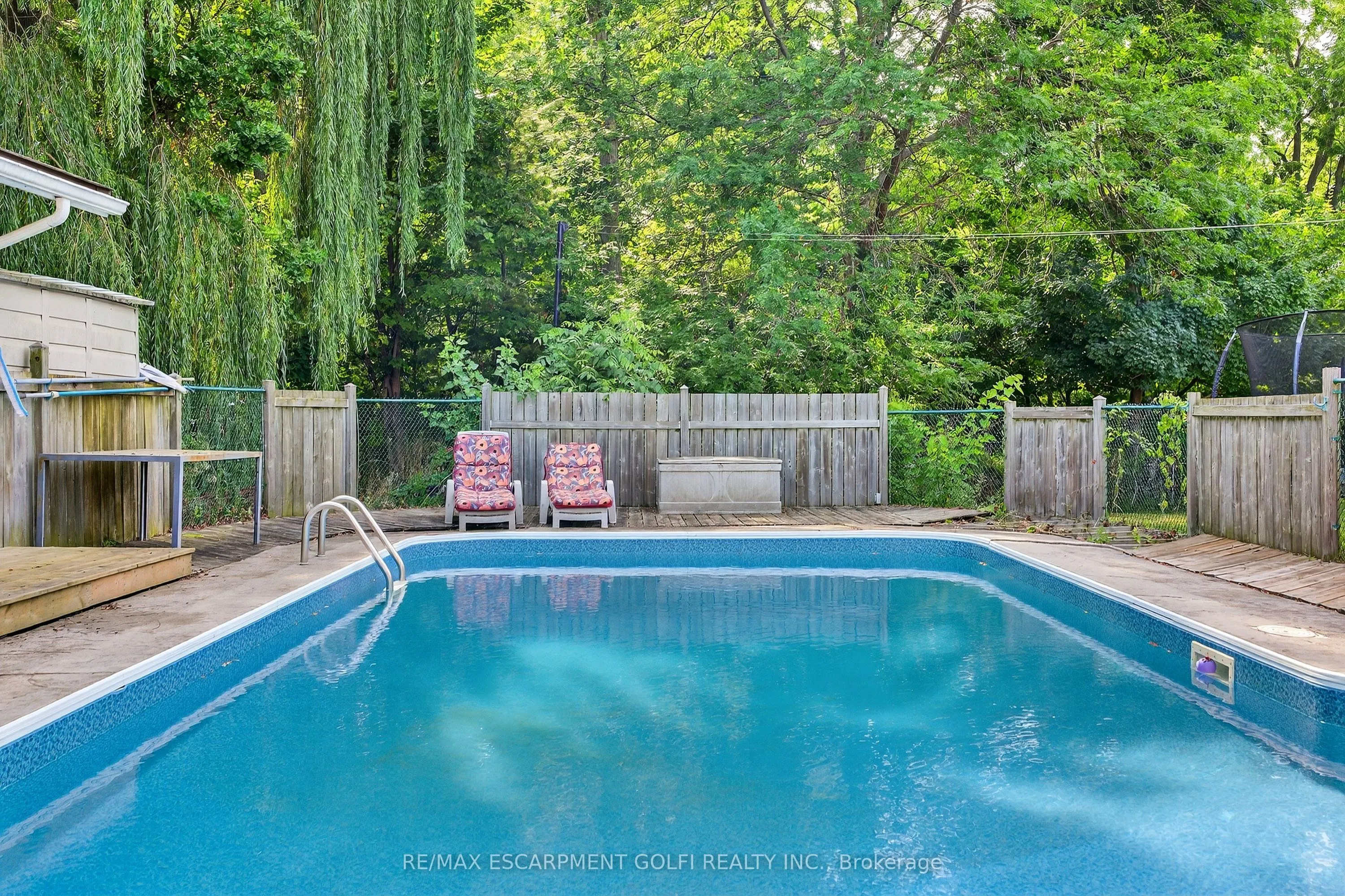 1671 Third Street Louth