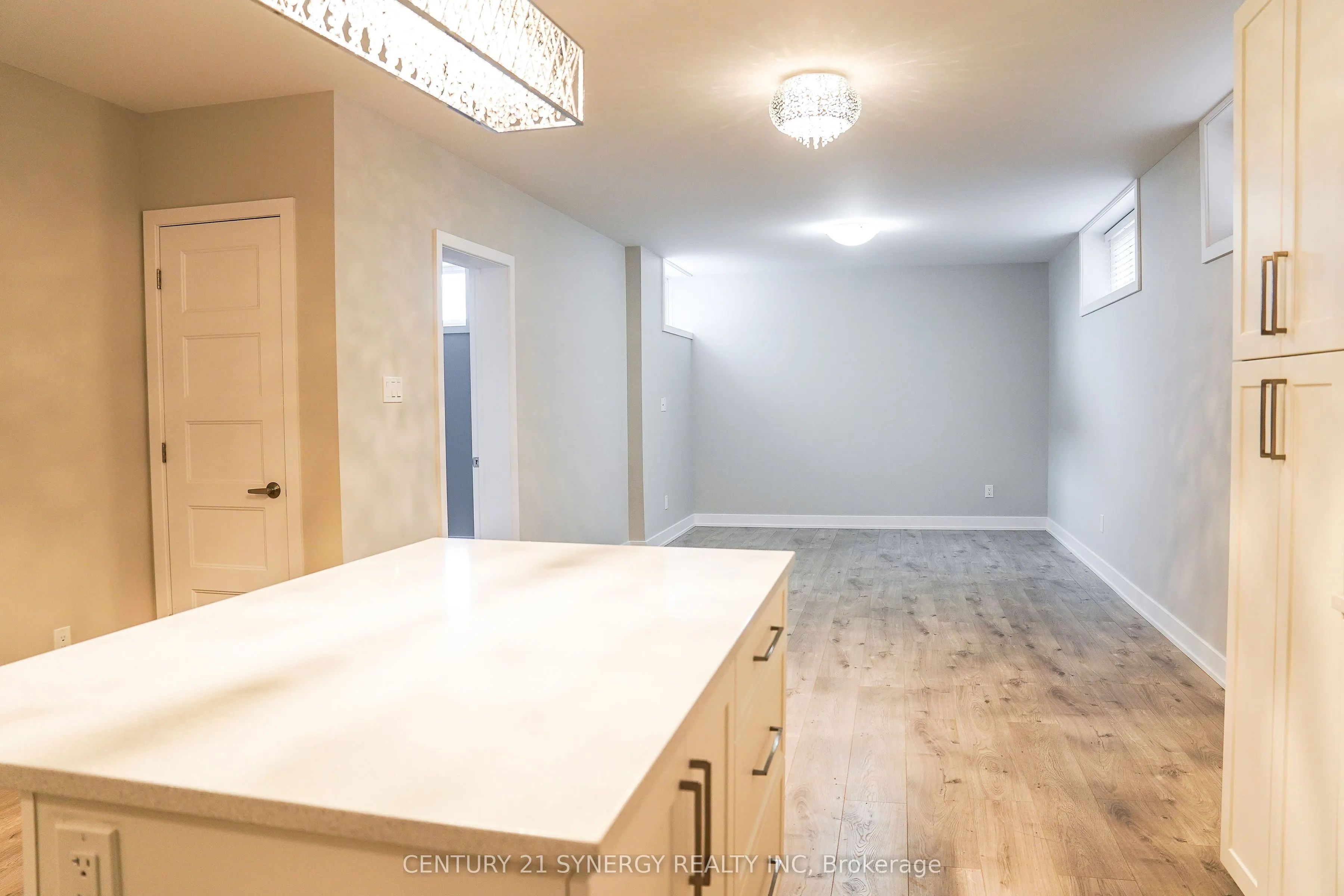 272 Moisson Street, #B
