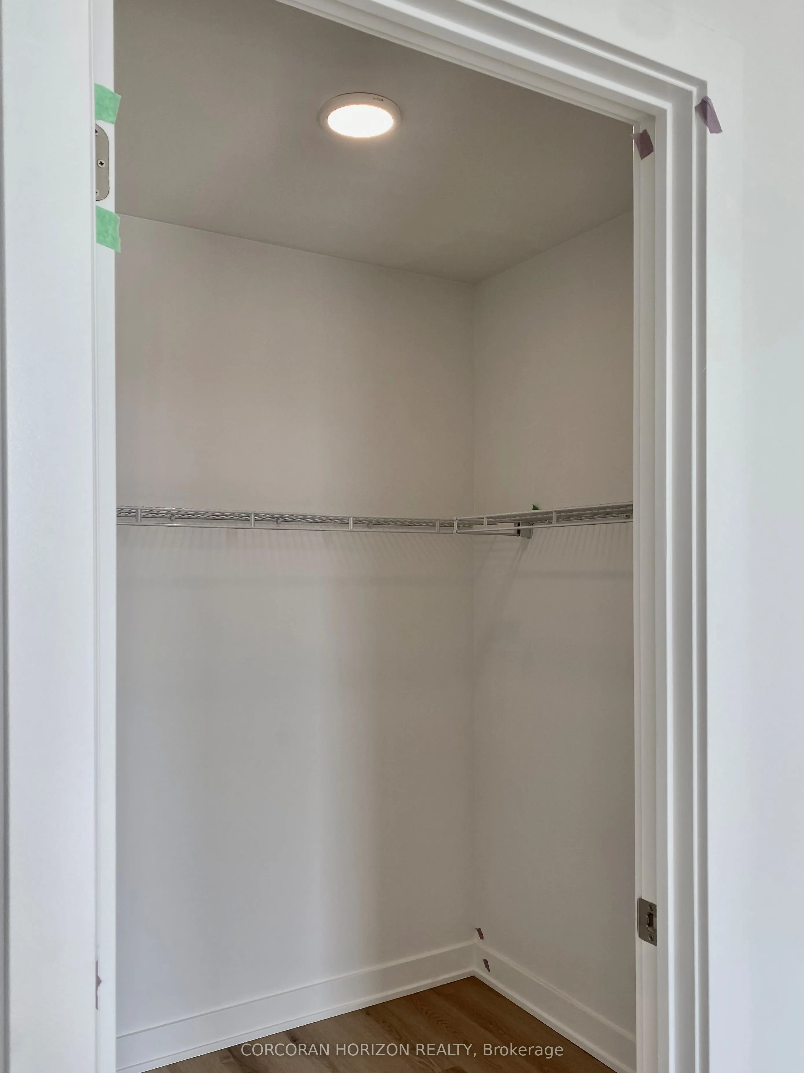 25 Wellington Street S, #2014