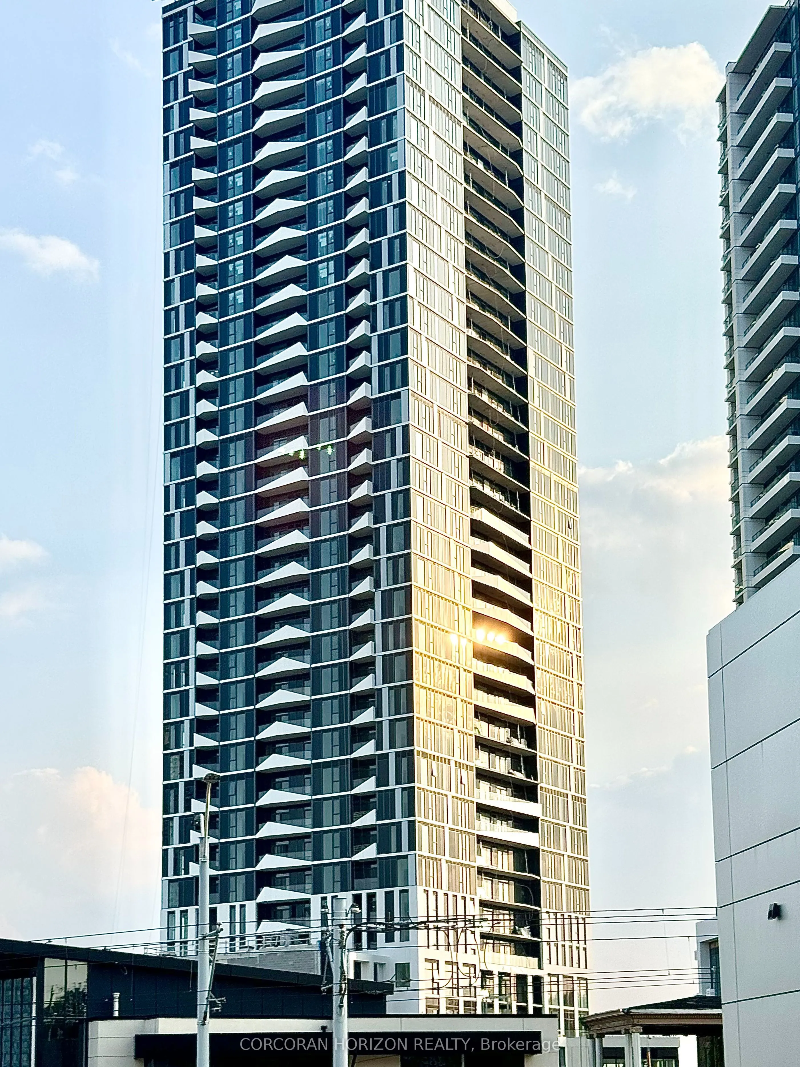 25 Wellington Street S, #2014