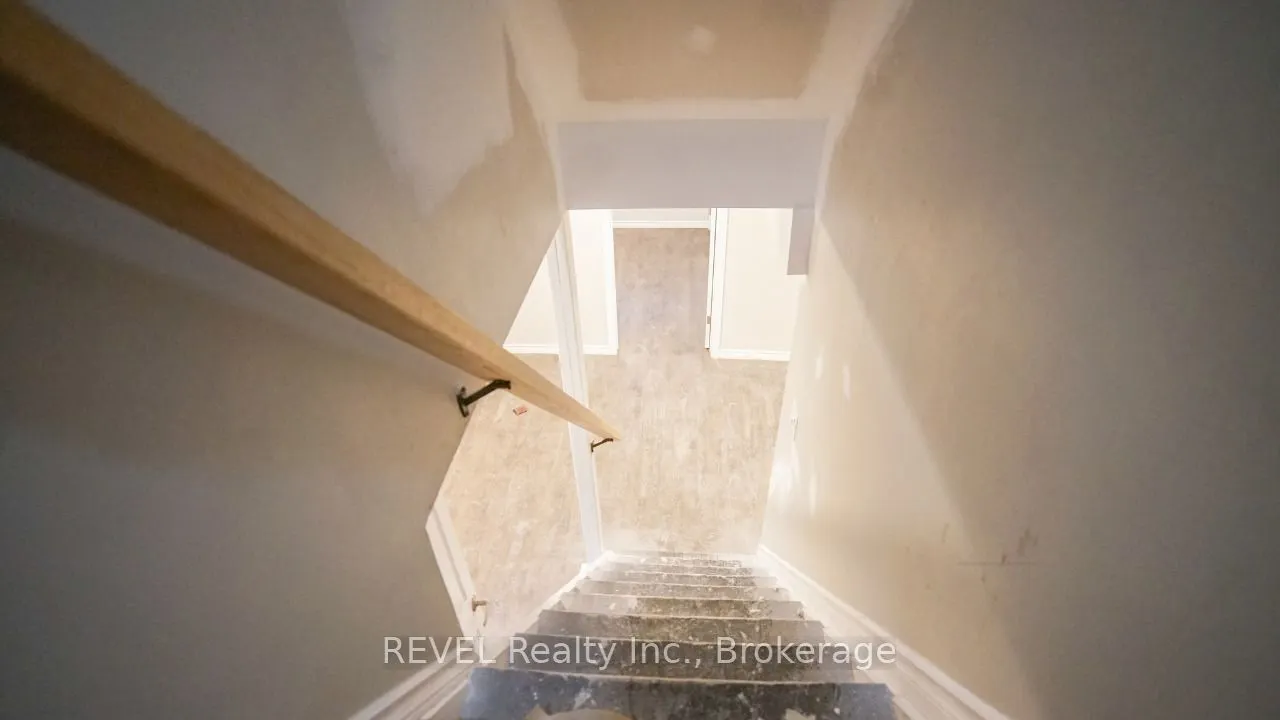 22 Greenwood Avenue, #Lower