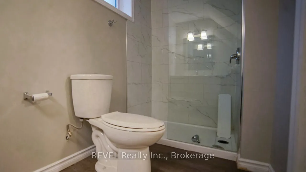 22 Greenwood Avenue, #Lower