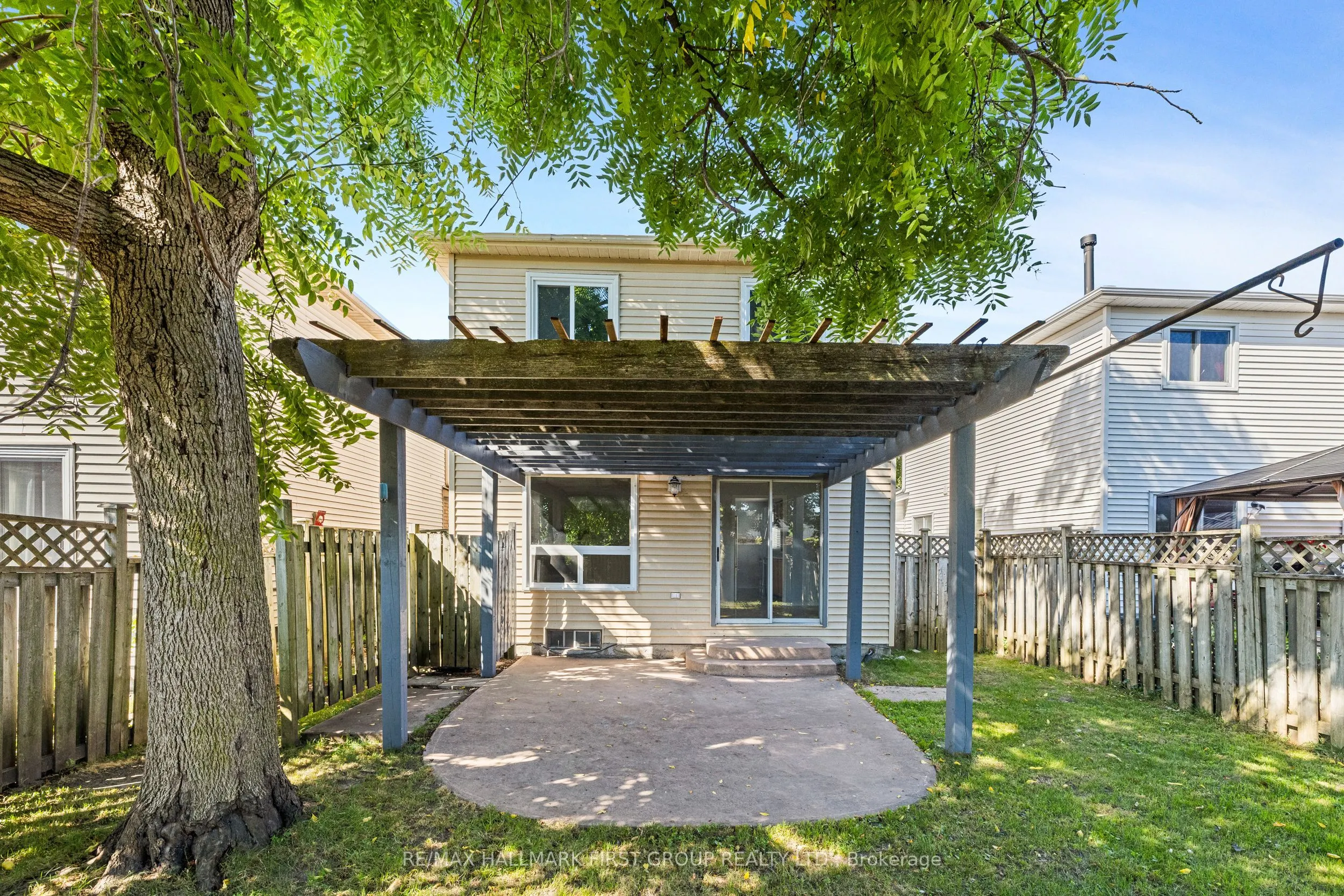 908 Fairbanks Road