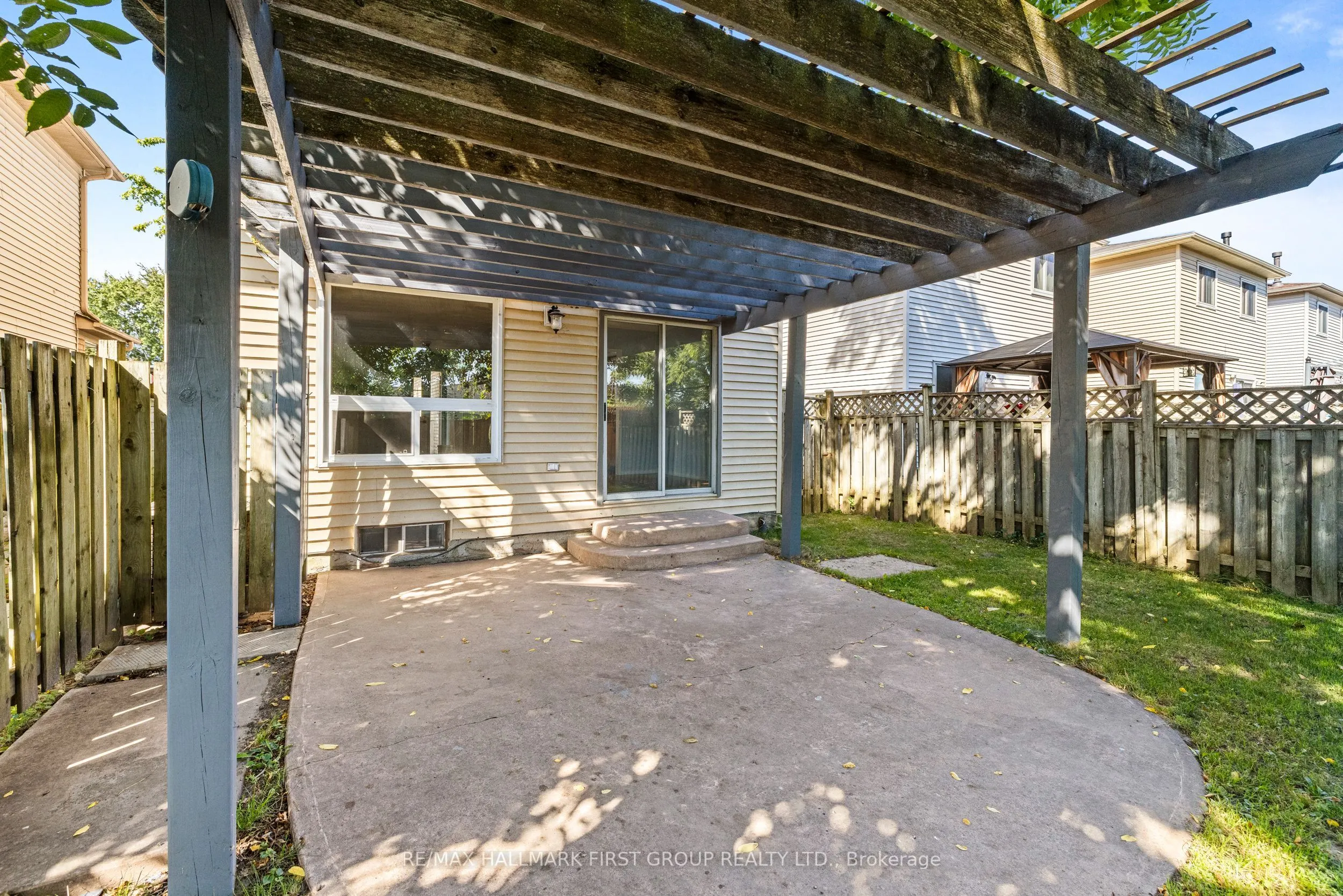 908 Fairbanks Road