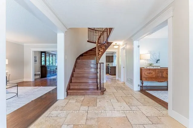 518 Grand Ridge Drive
