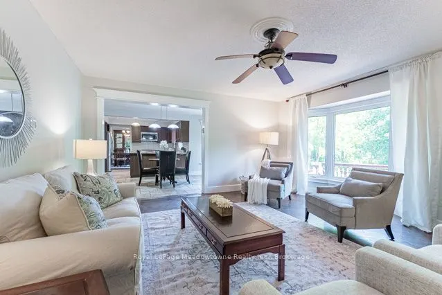 518 Grand Ridge Drive