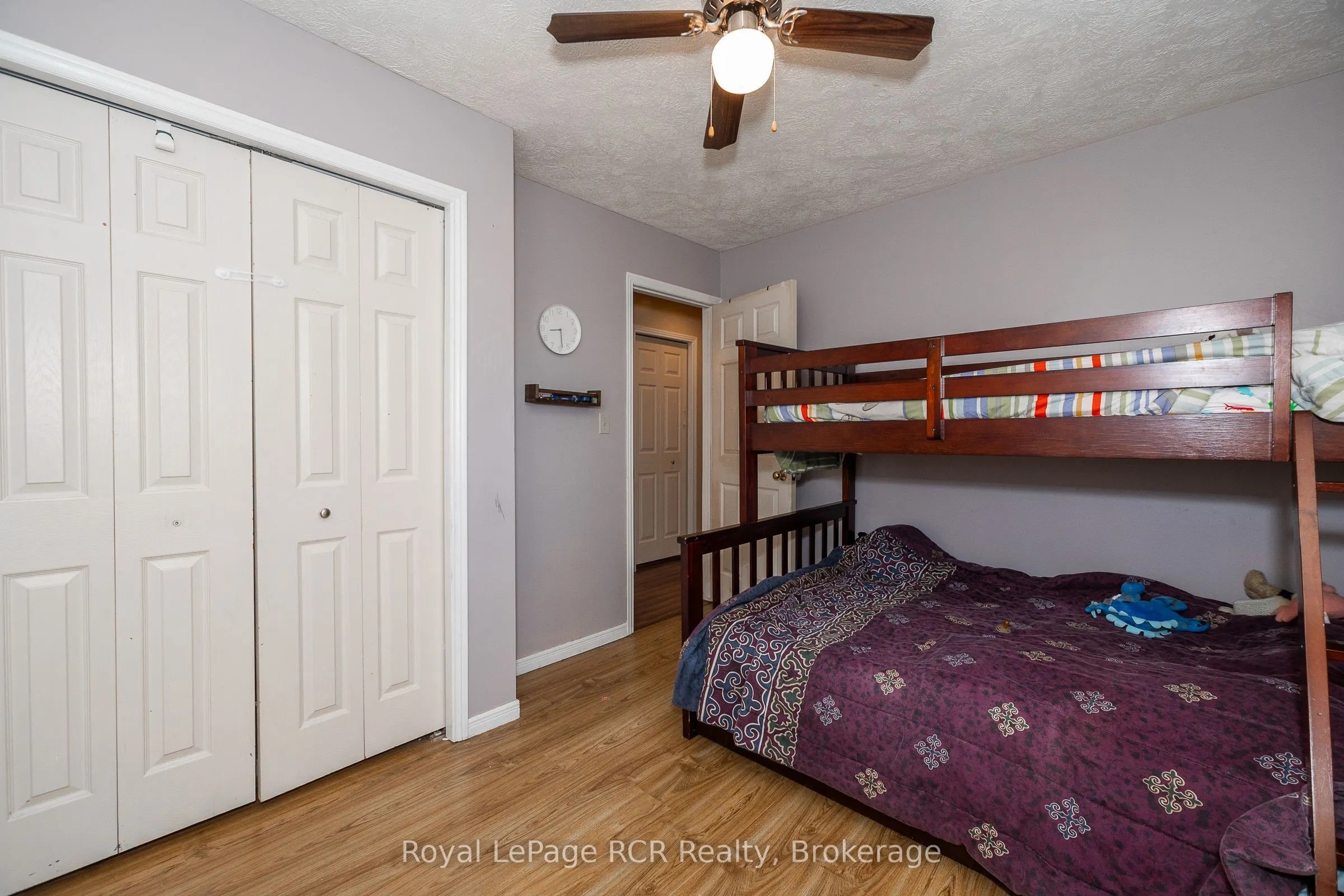 876 27th Street W