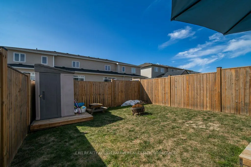 1551 Davenport Crescent