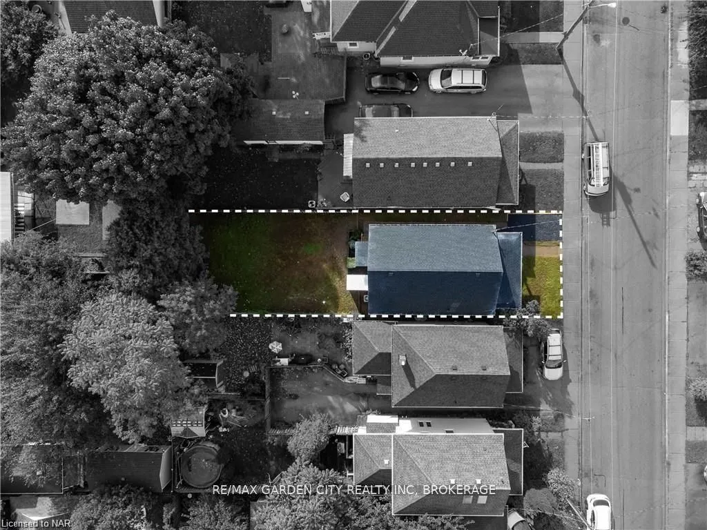 98 PLEASANT Avenue
