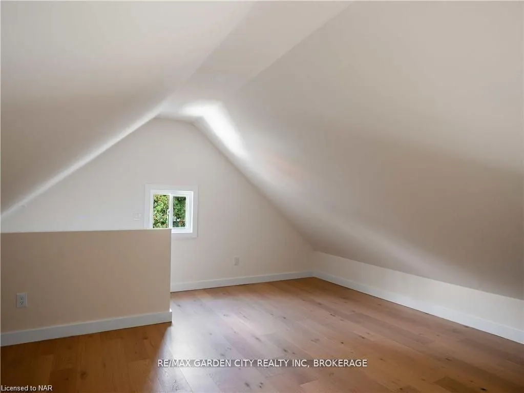 98 PLEASANT Avenue