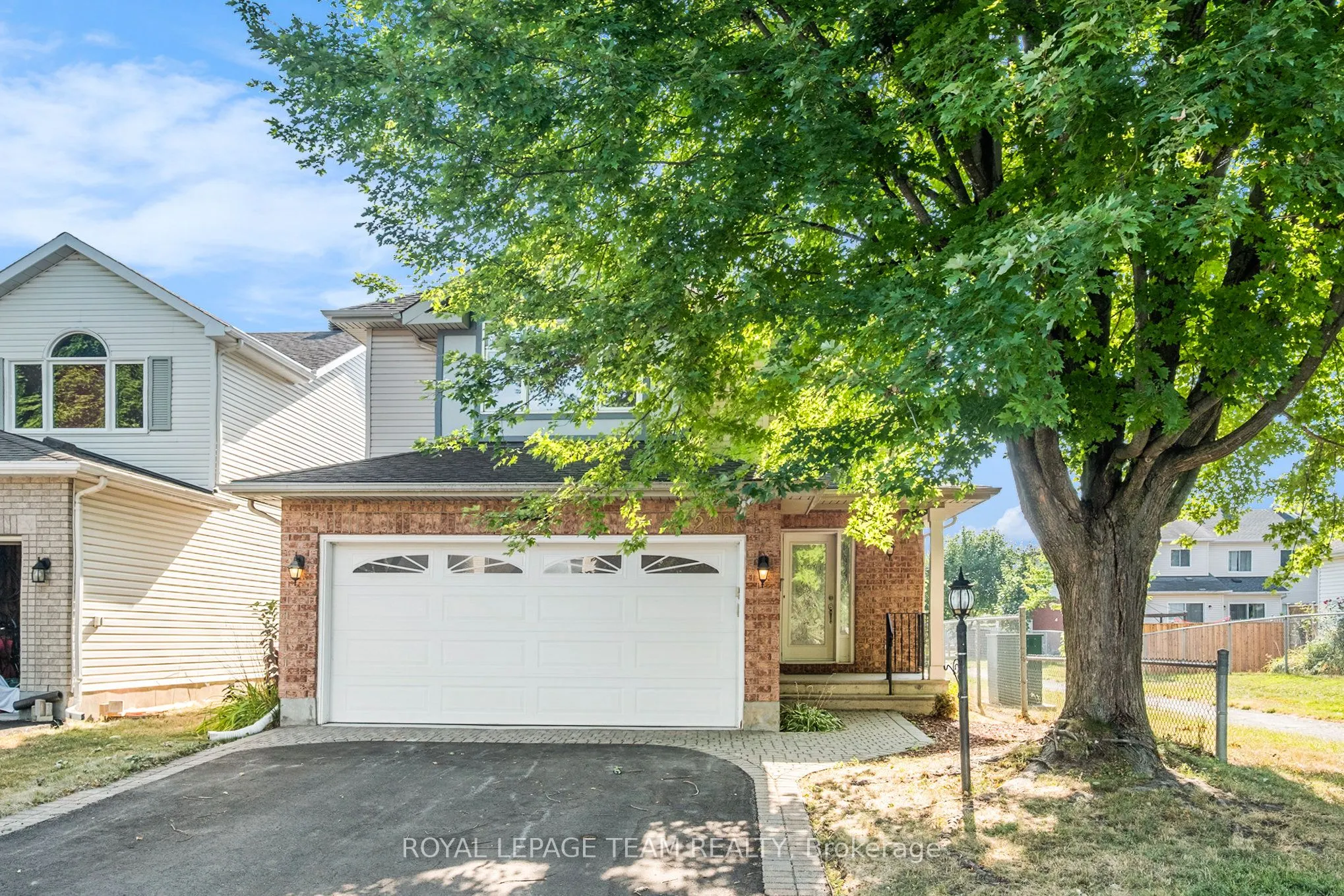 239 Markland Crescent