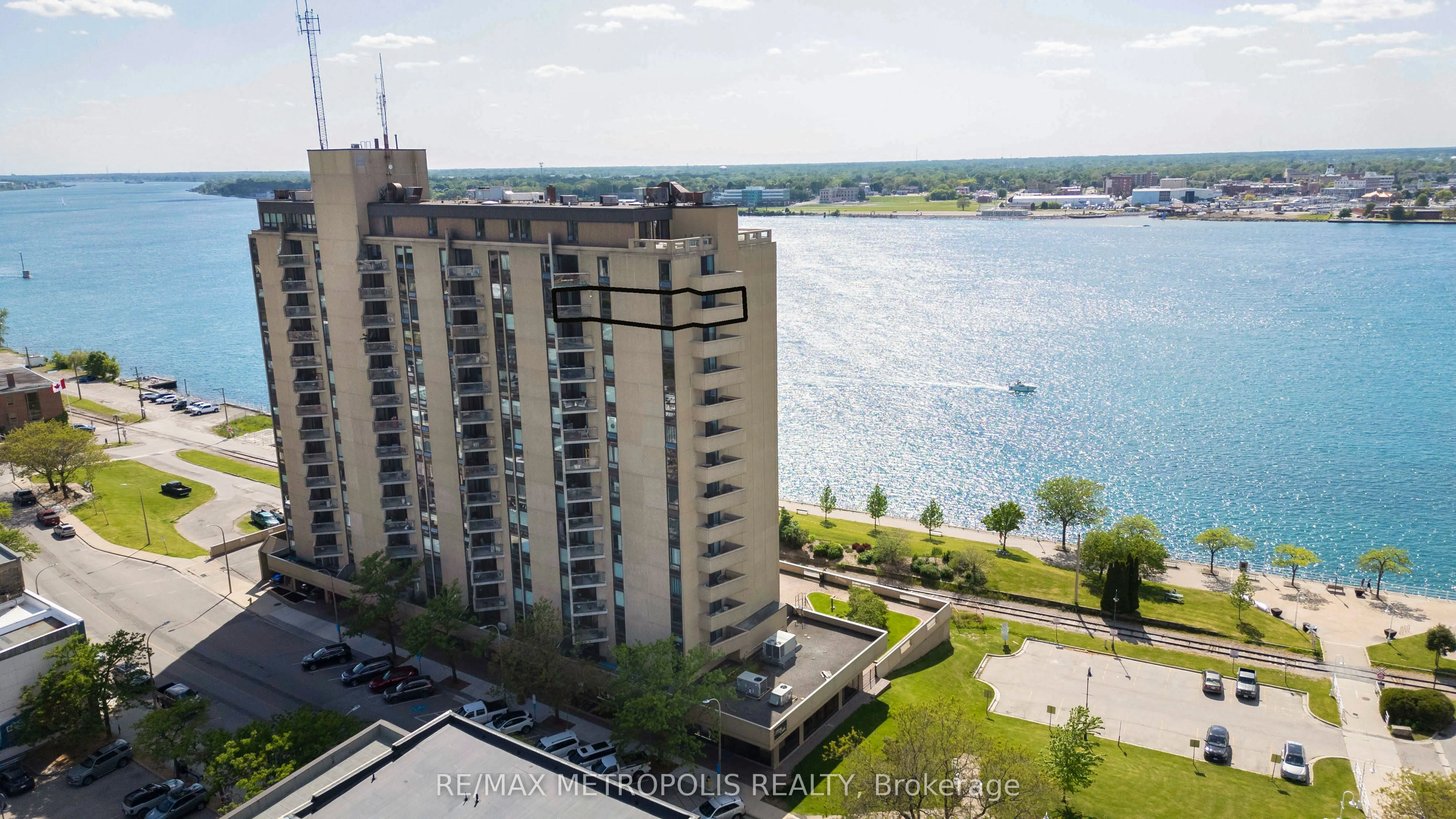 155 Front Street N, #1408