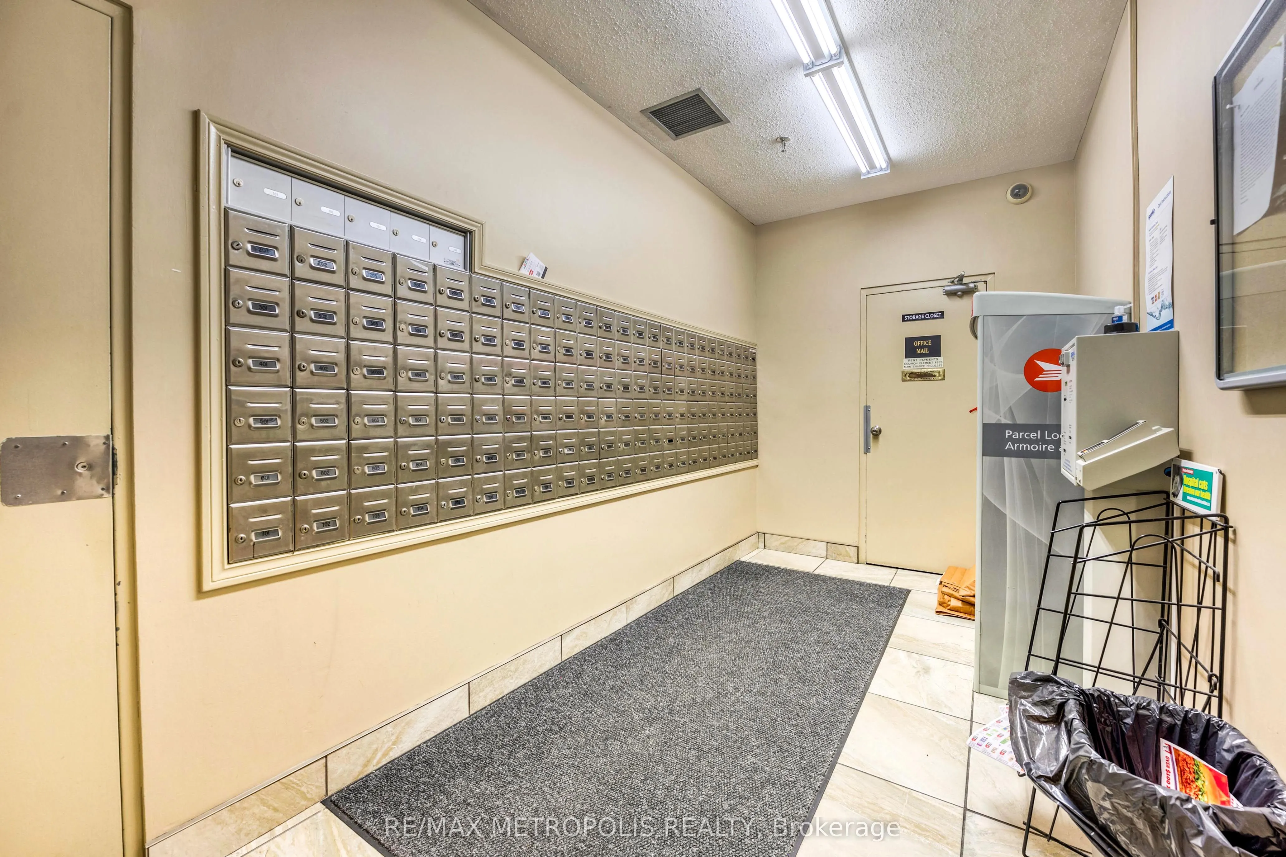 155 Front Street N, #1408