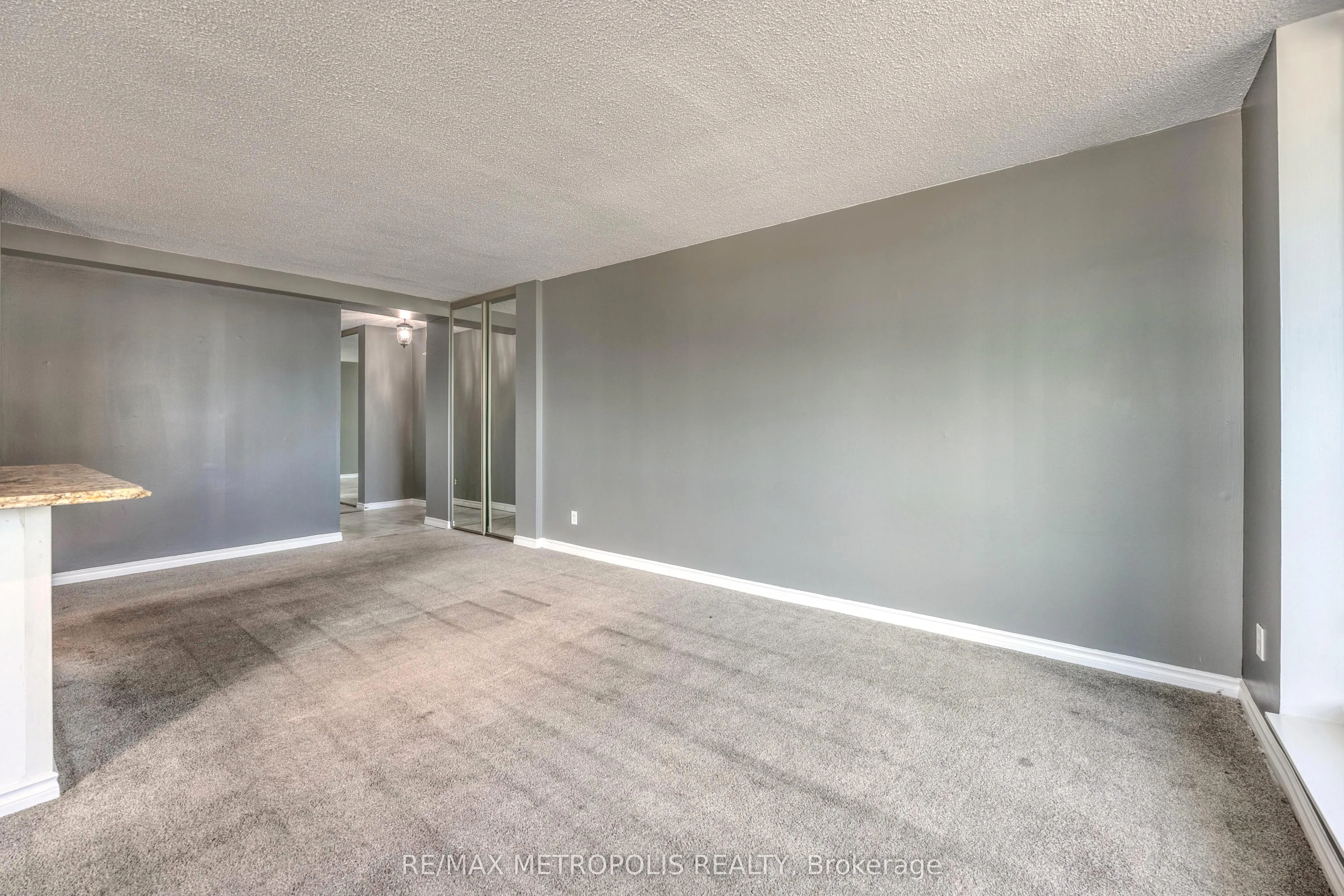 155 Front Street N, #1408