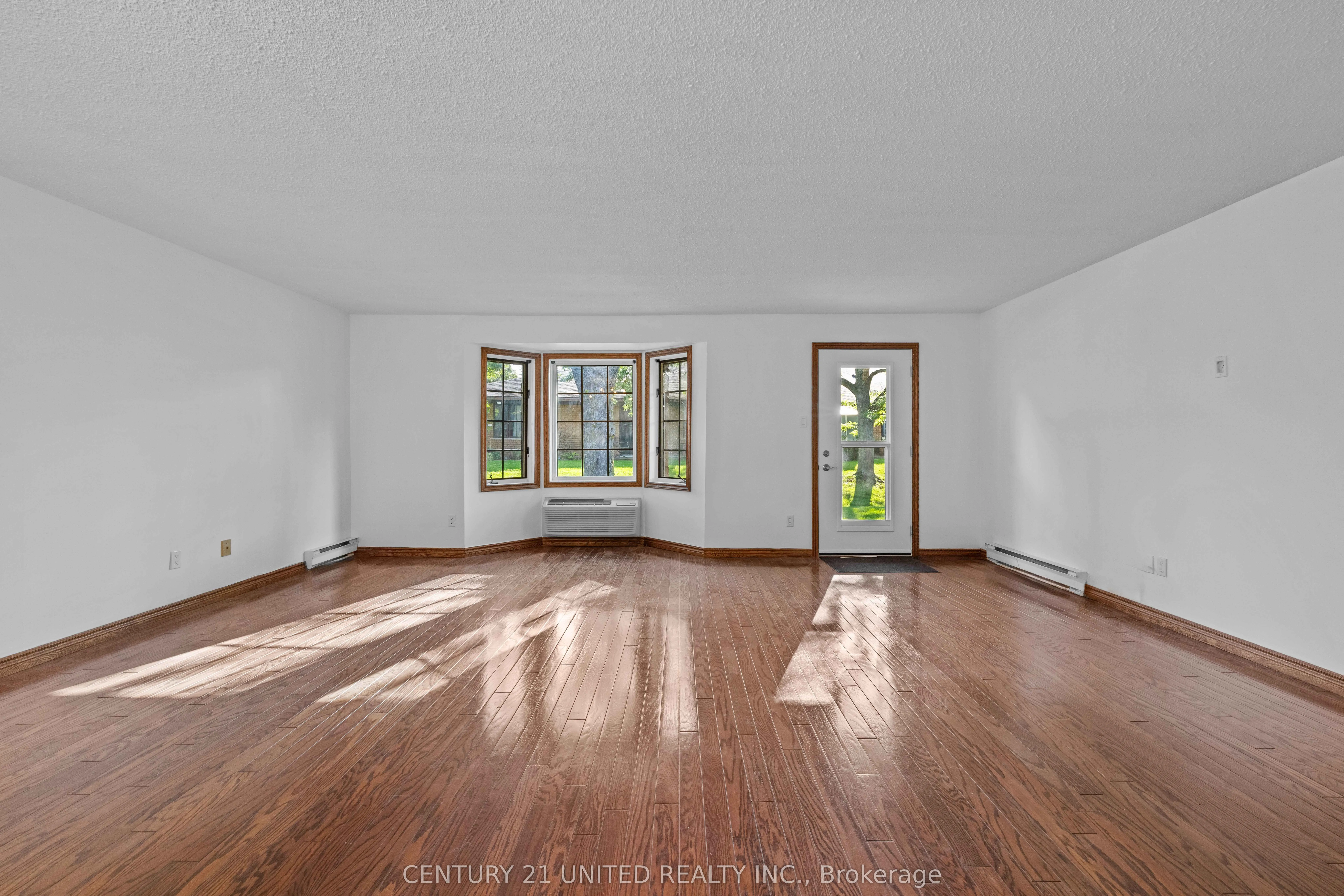 21 Paddock Wood, #8