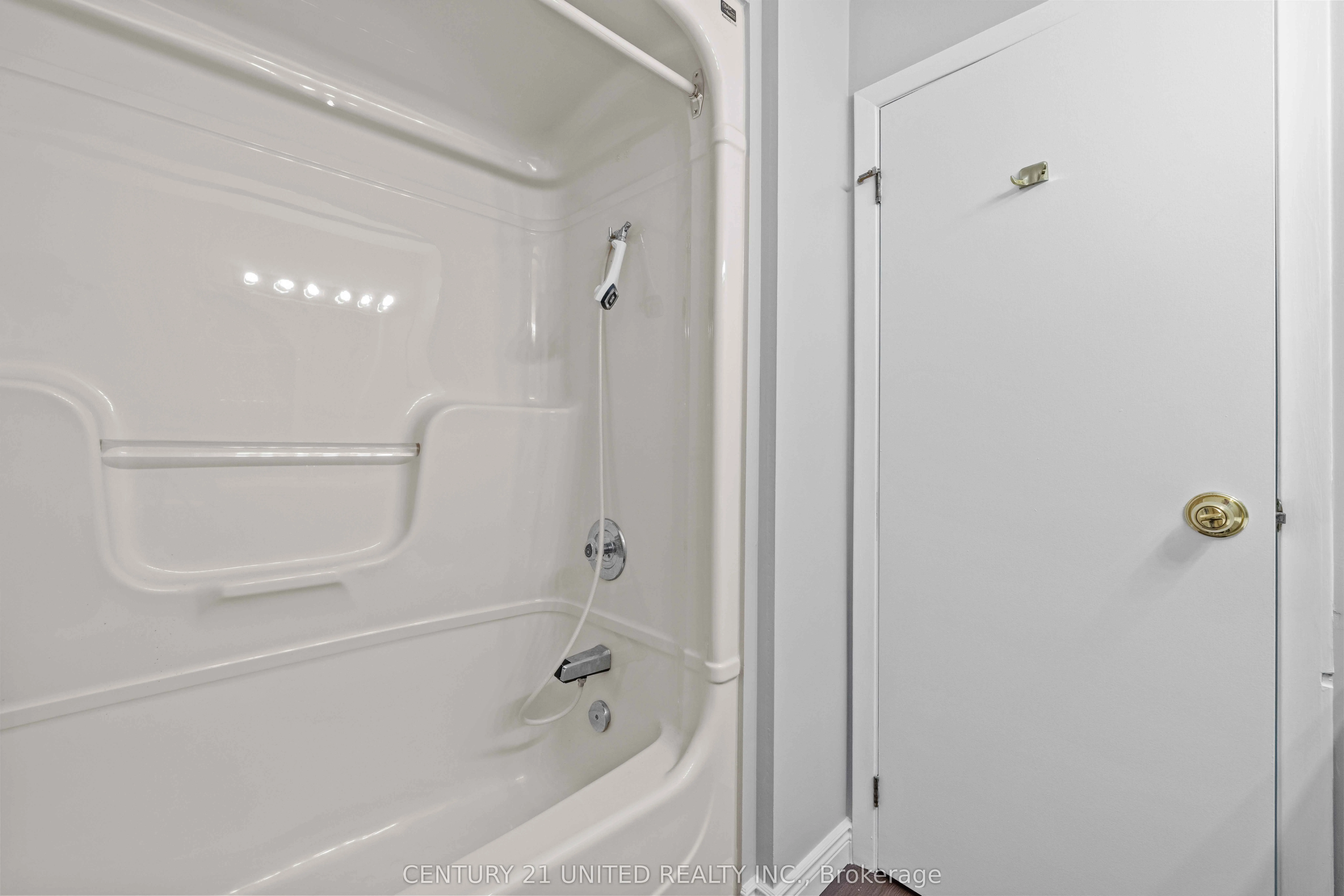 21 Paddock Wood, #8