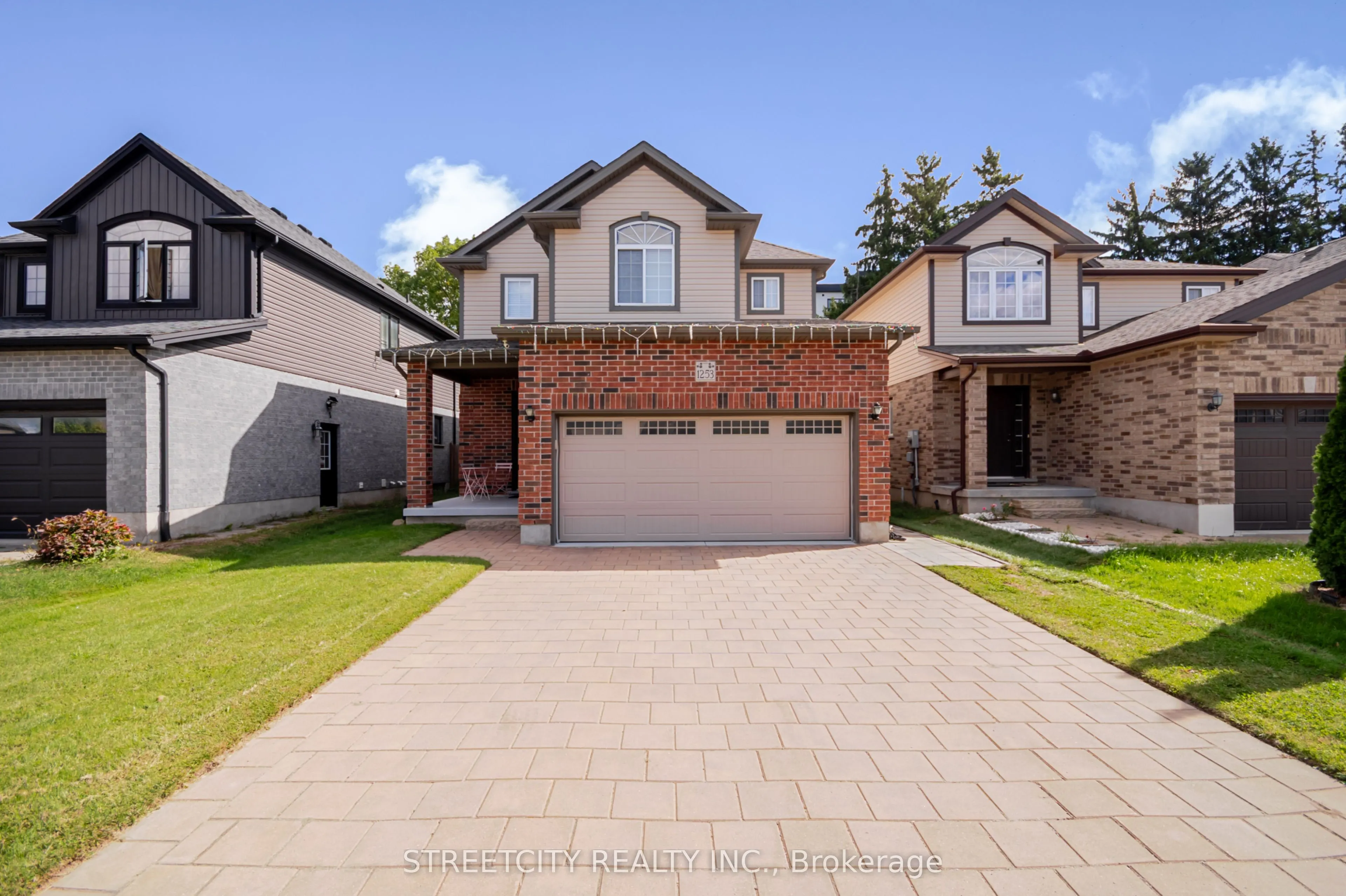 1253 Howlett Circle