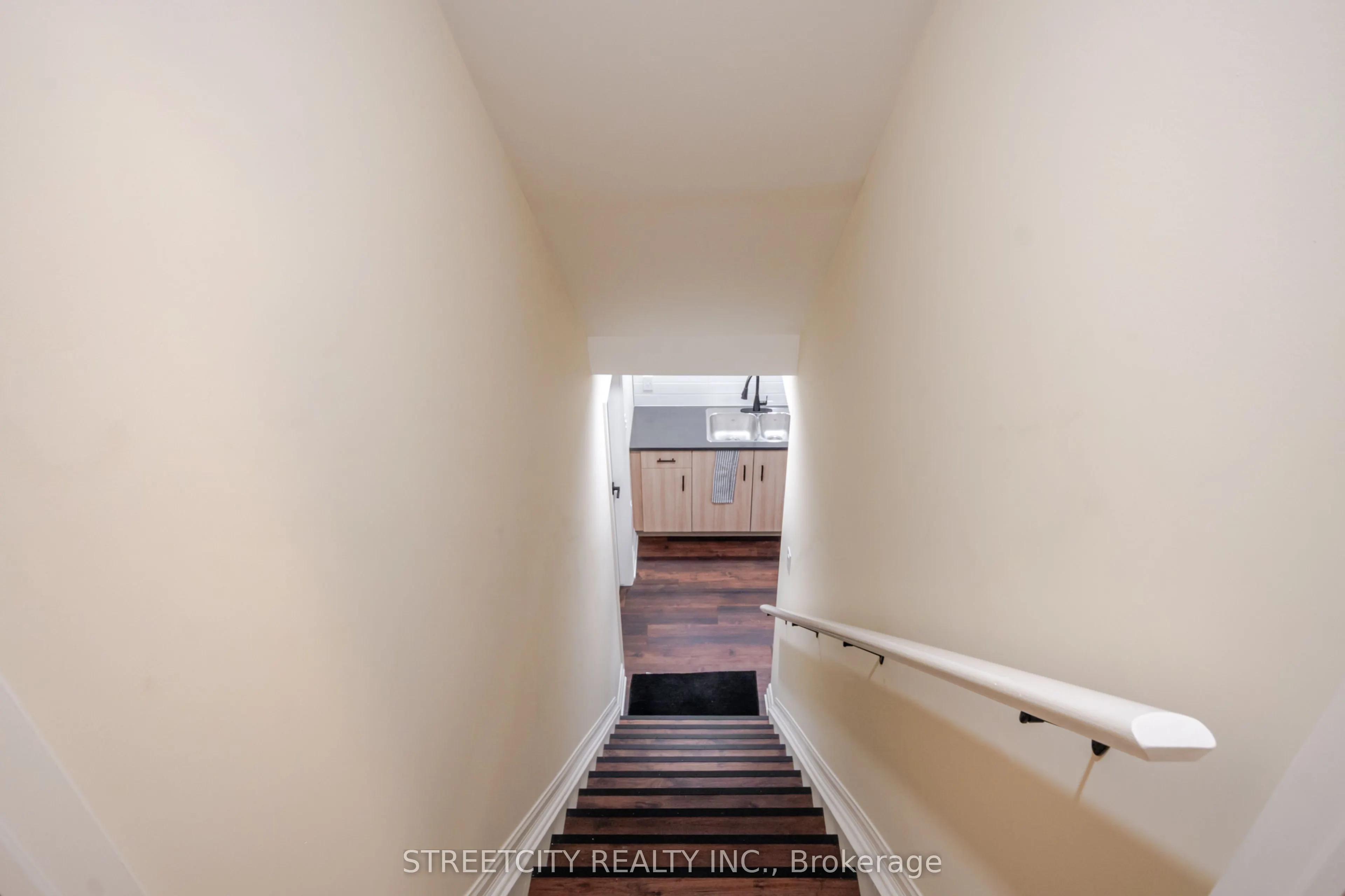 1253 Howlett Circle