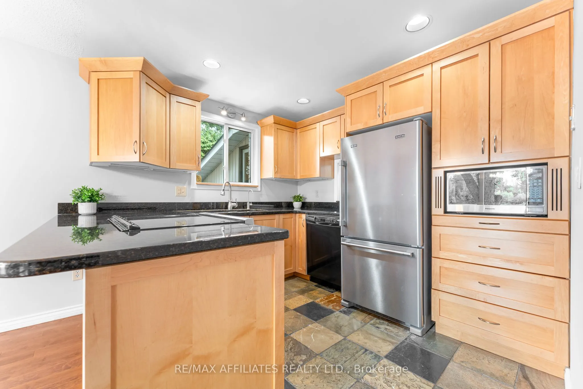 1278 Bayview Drive