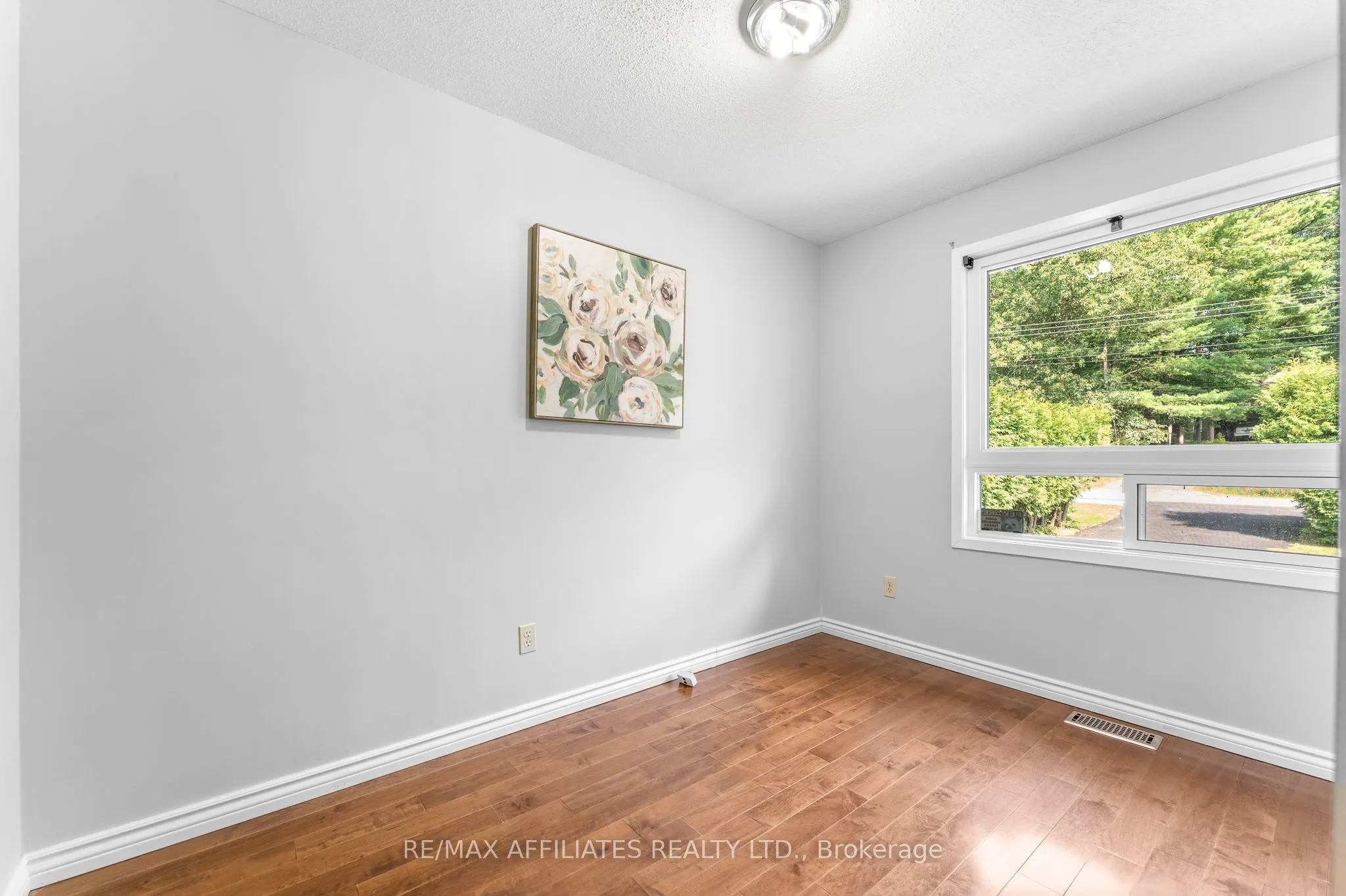 1278 Bayview Drive