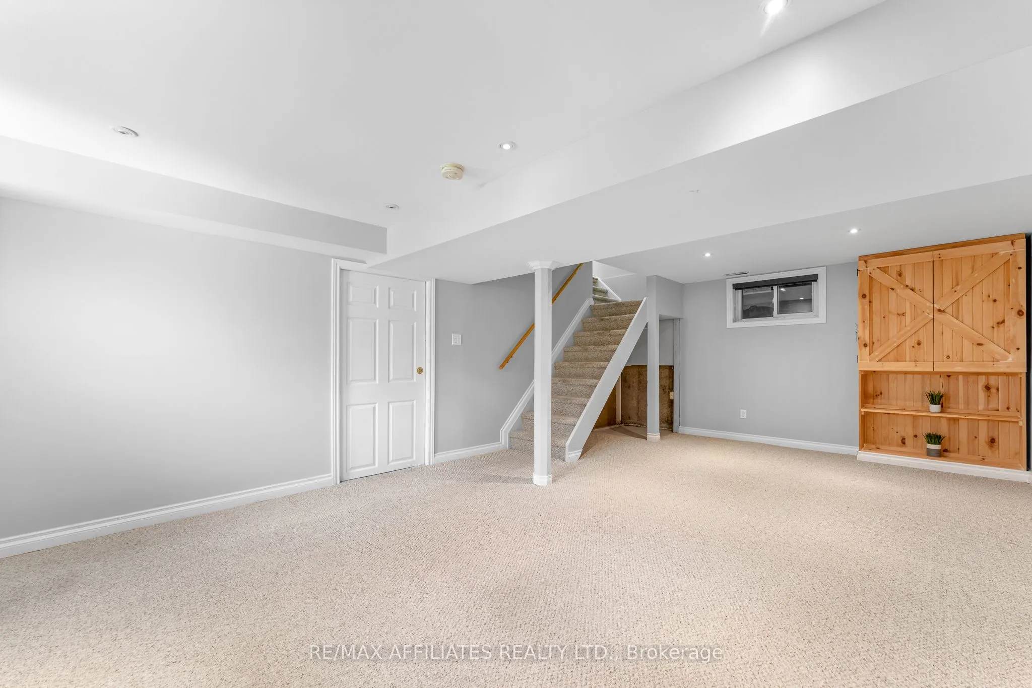 1278 Bayview Drive