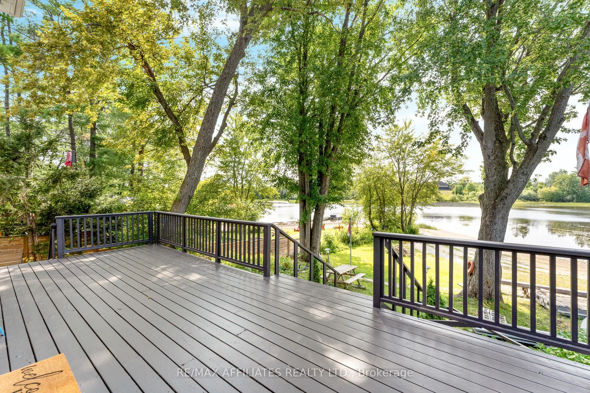 1278 Bayview Drive