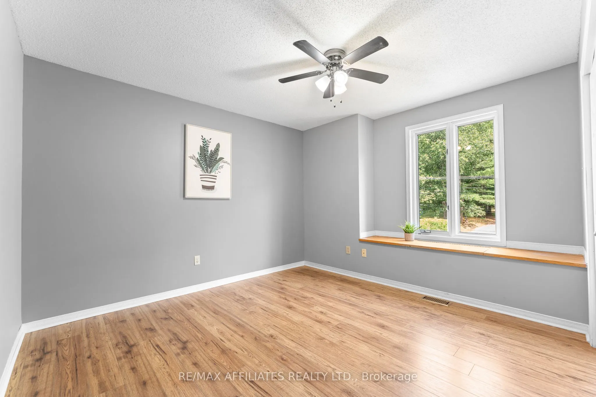 1278 Bayview Drive