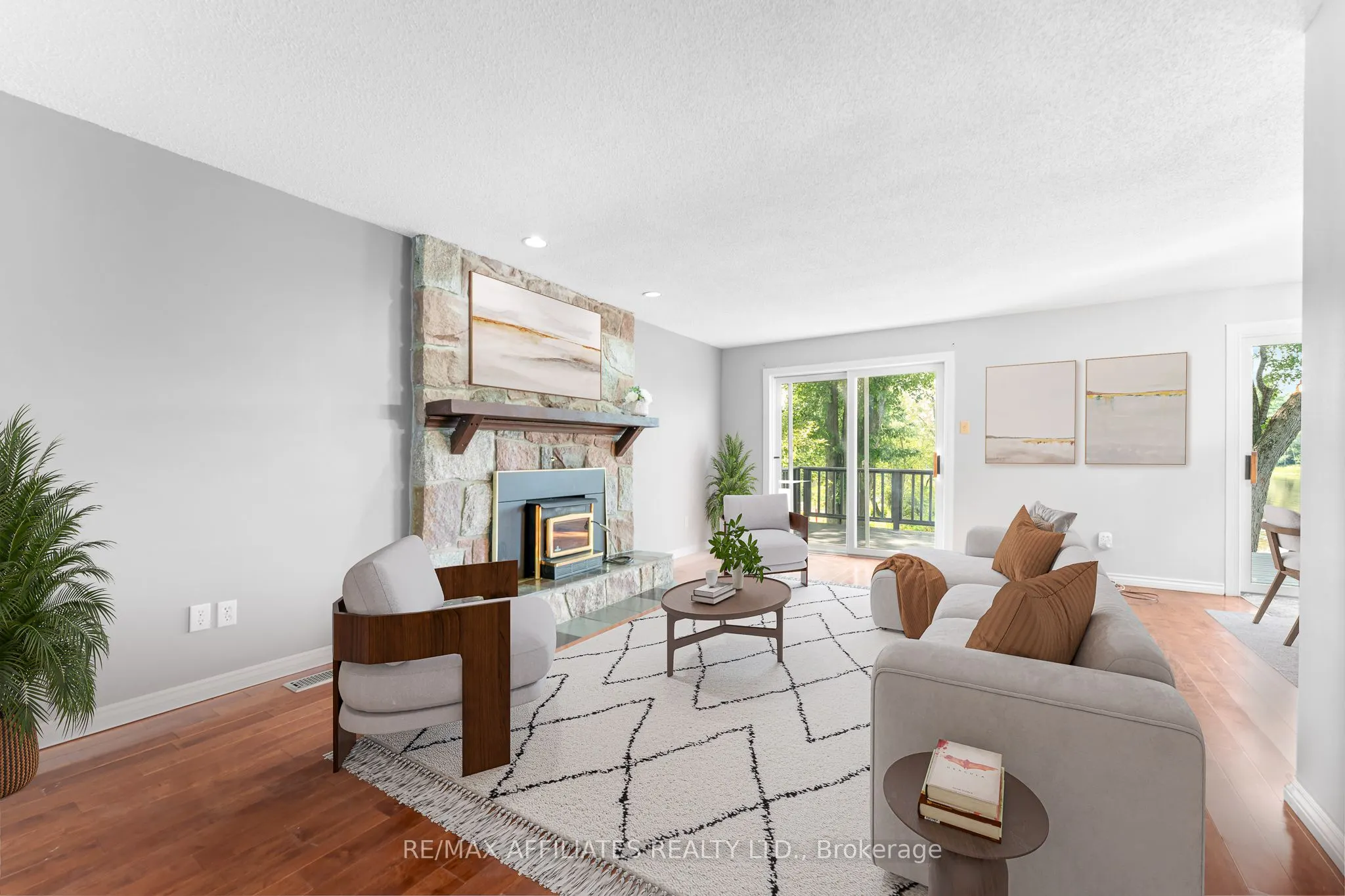 1278 Bayview Drive