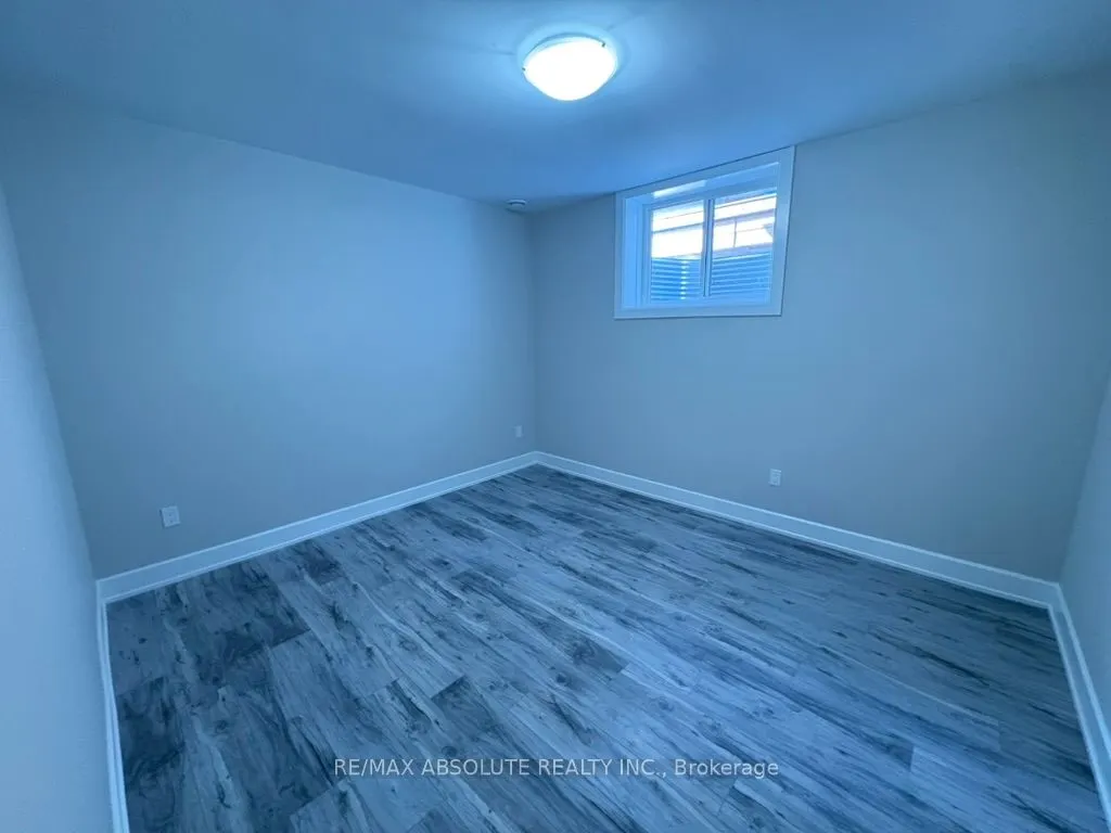 613 Parkview Road, #4
