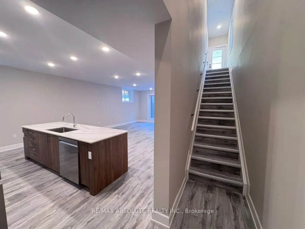 613 Parkview Road, #4