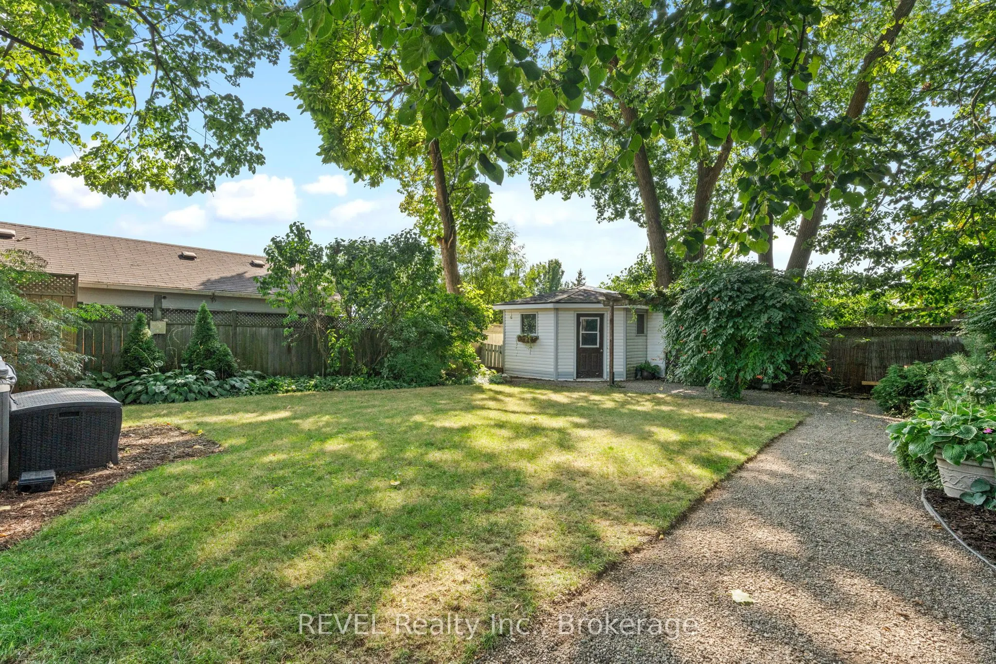 6431 Montrose Road