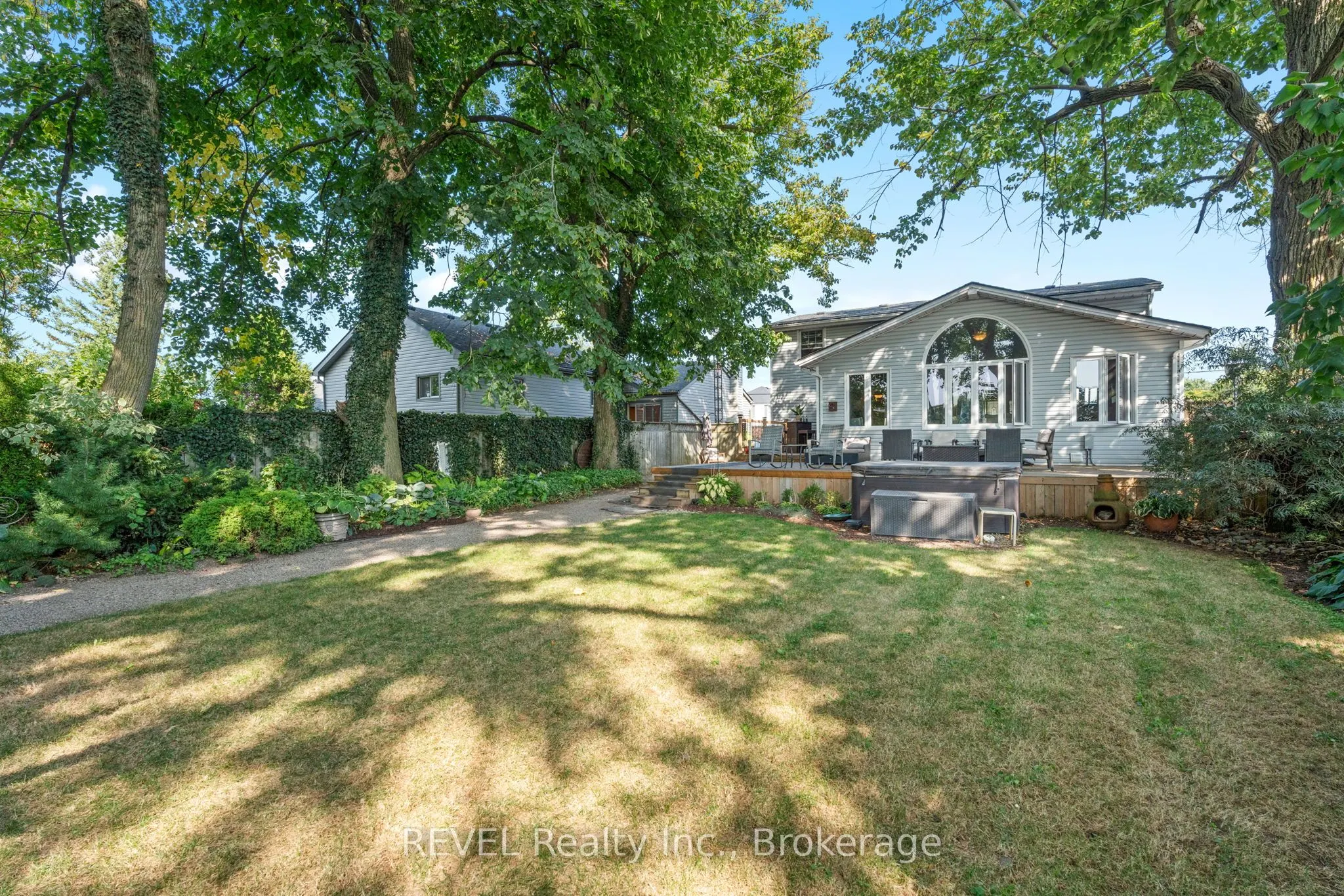 6431 Montrose Road