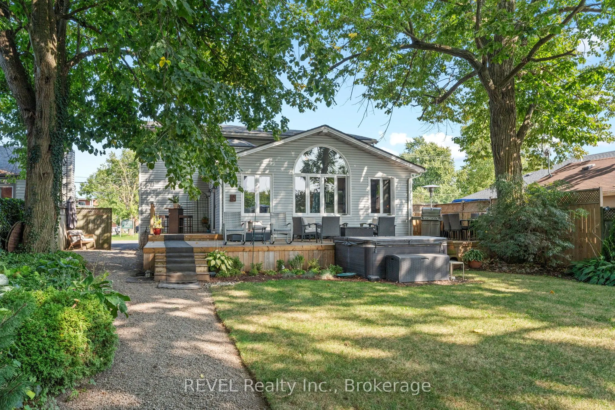 6431 Montrose Road