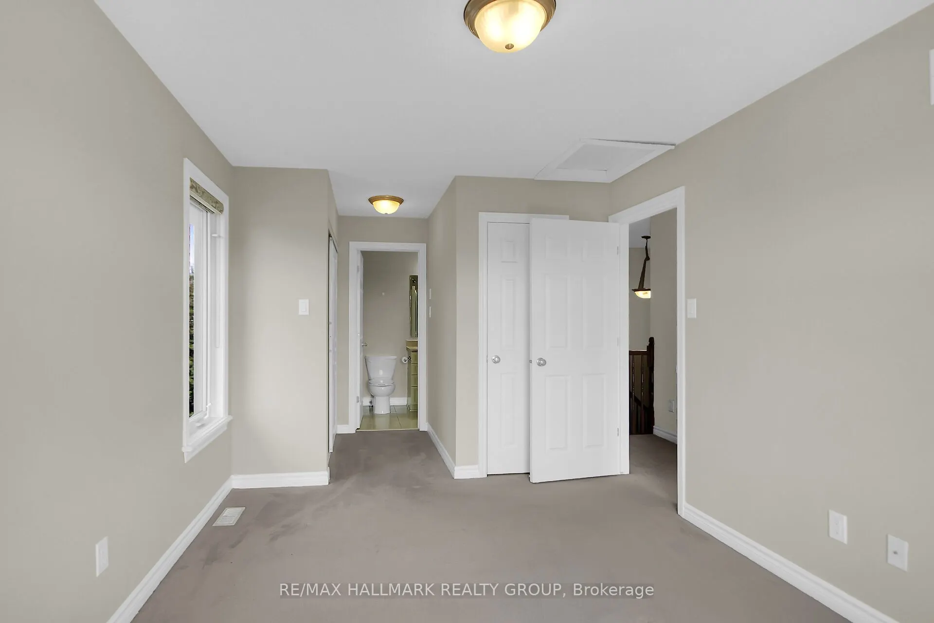 240 Leather Leaf Terrace