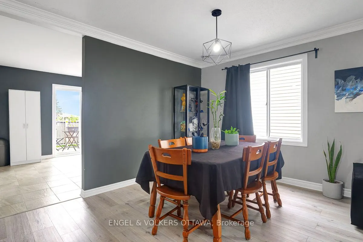 75 Lapointe Boulevard, #1A