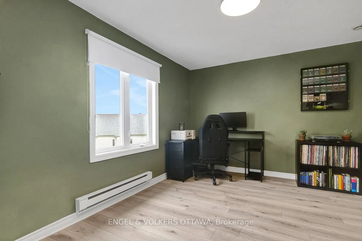 75 Lapointe Boulevard, #1A