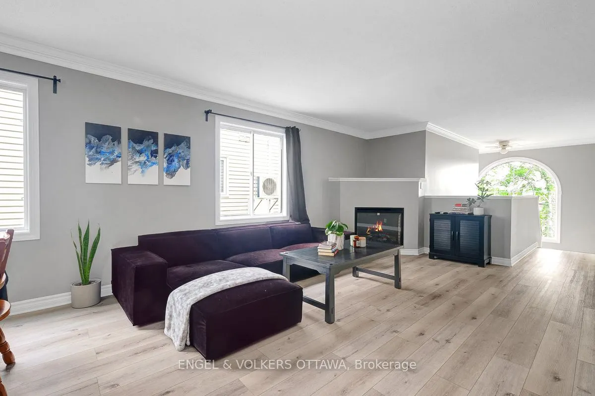 75 Lapointe Boulevard, #1A