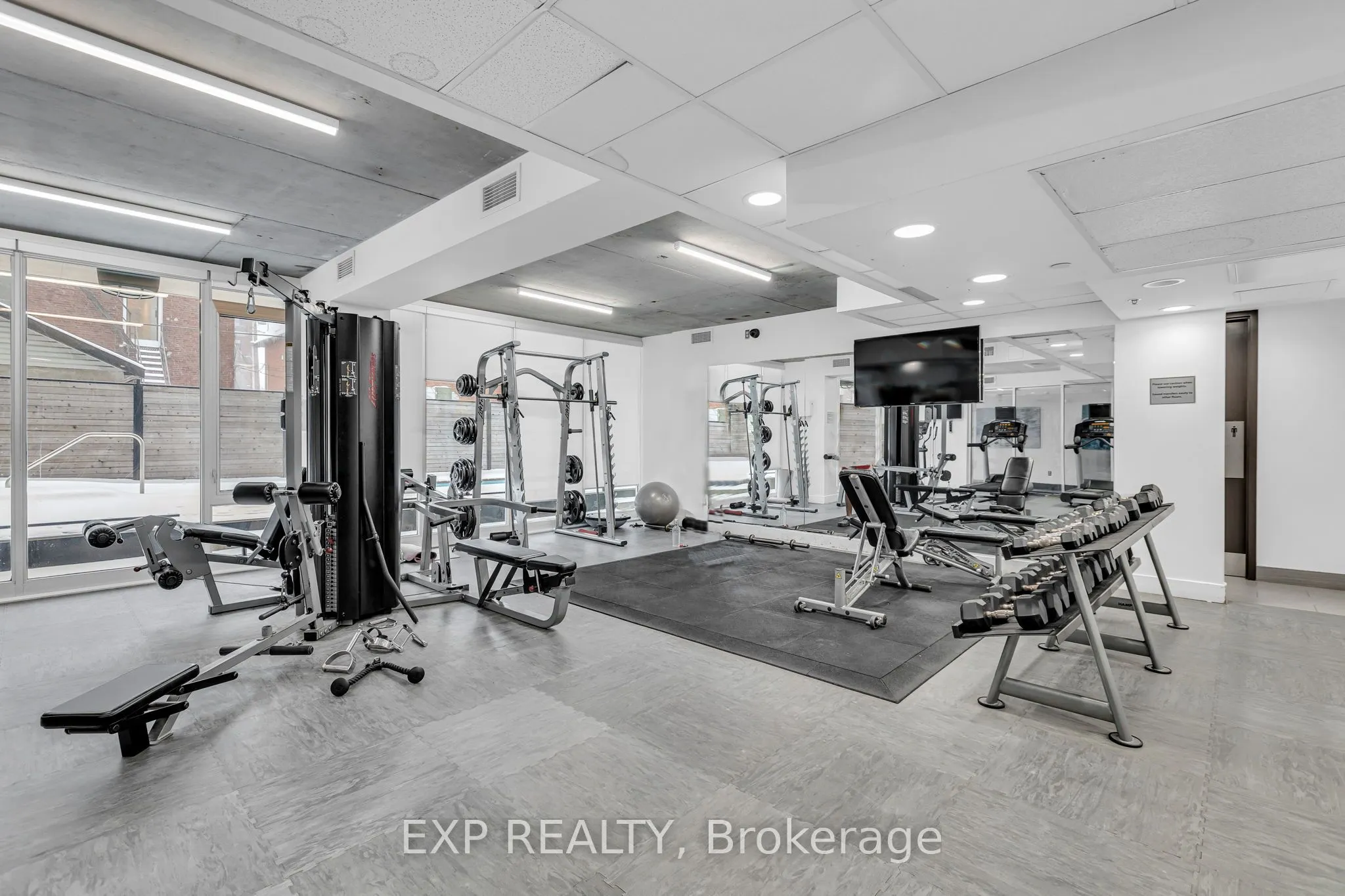 300 Lisgar Street, #812