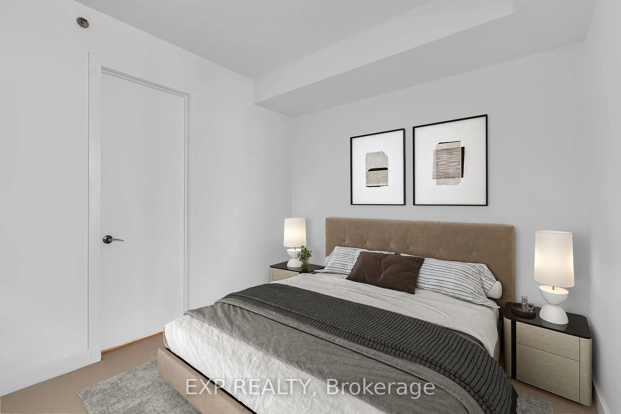 300 Lisgar Street, #812
