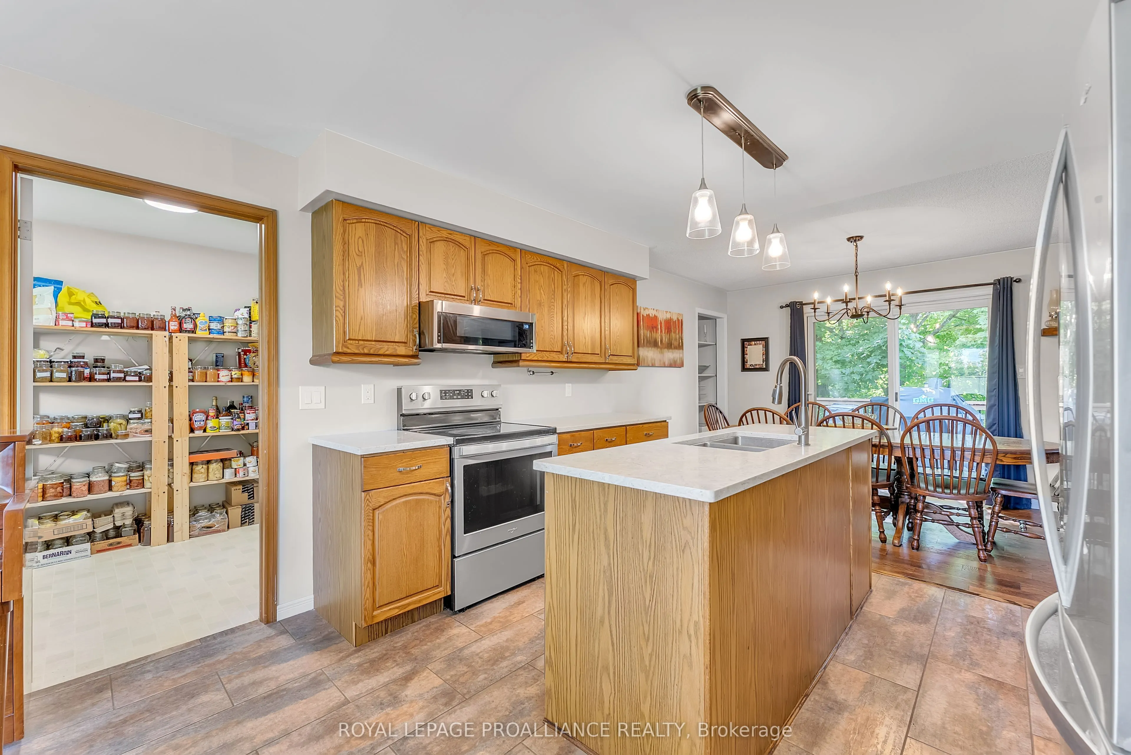 1091 Phillipston Road