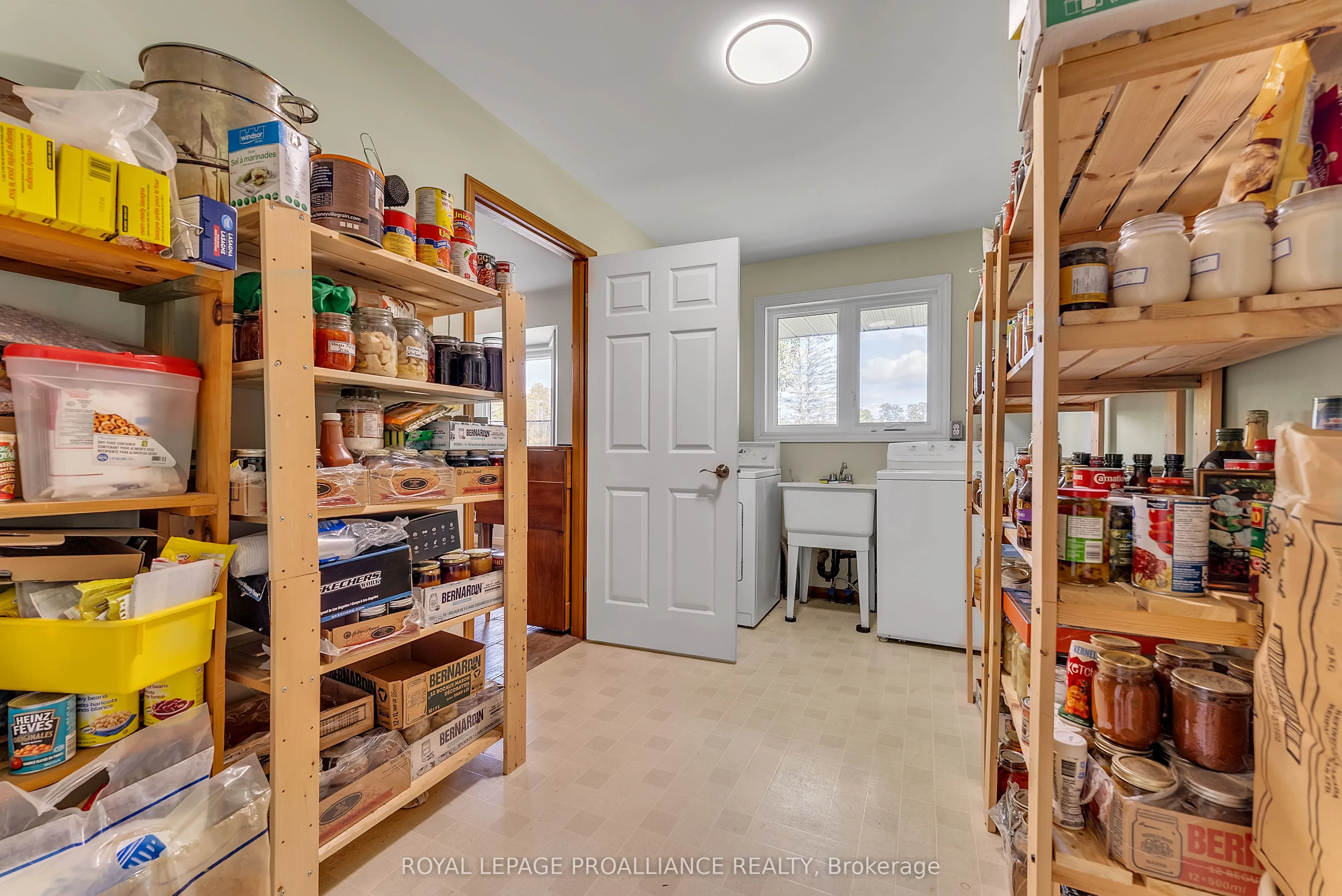1091 Phillipston Road