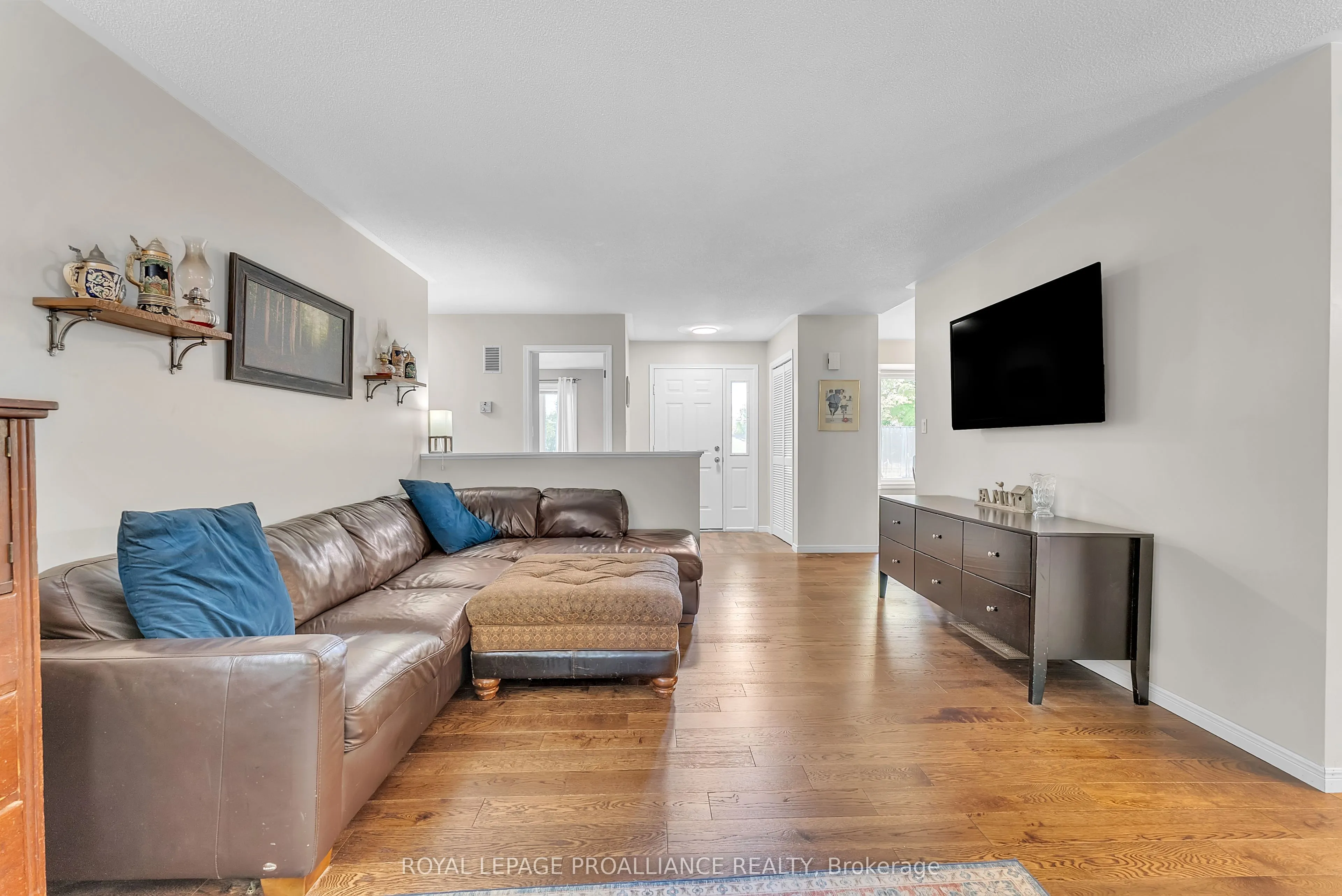 1091 Phillipston Road